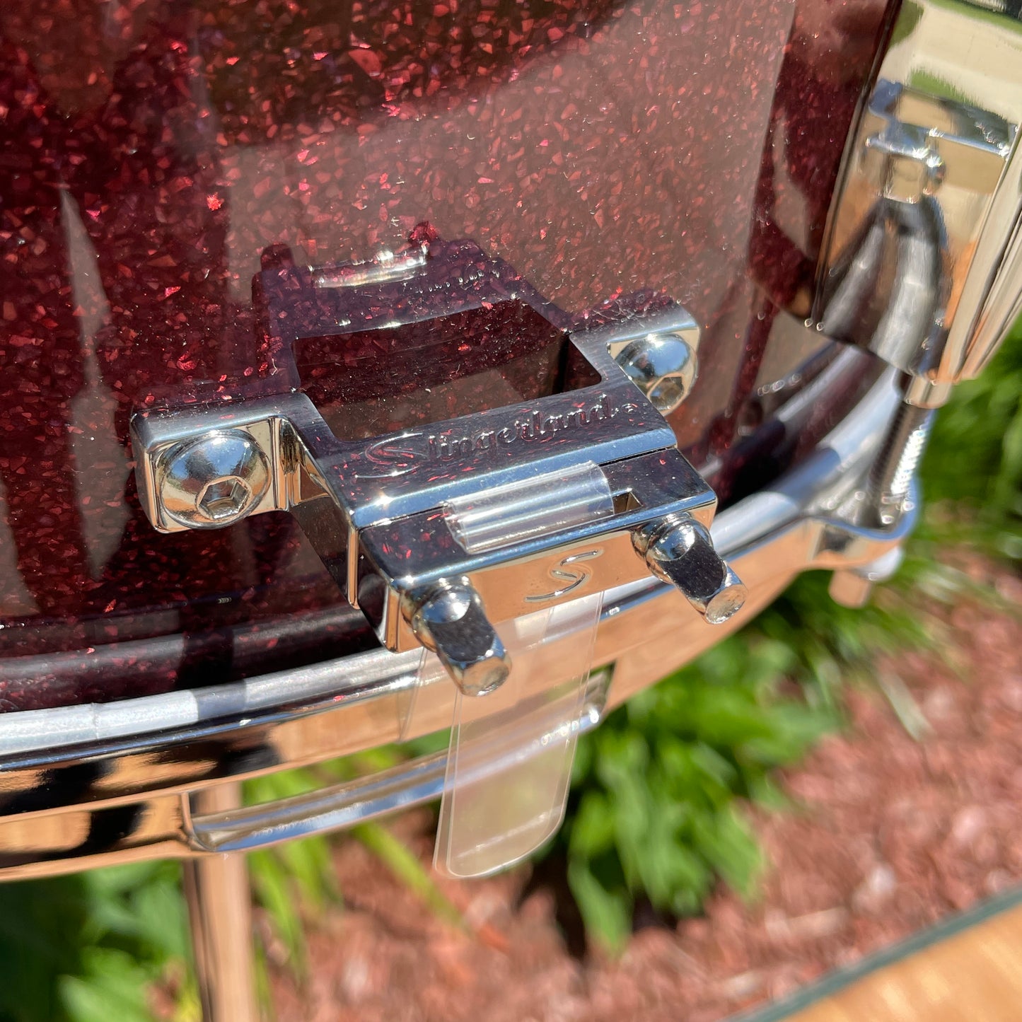 Slingerland Radio King Artist 3-Ply Mahogany/Poplar 5.5x14 Snare Drum Maroon Glass Glitter