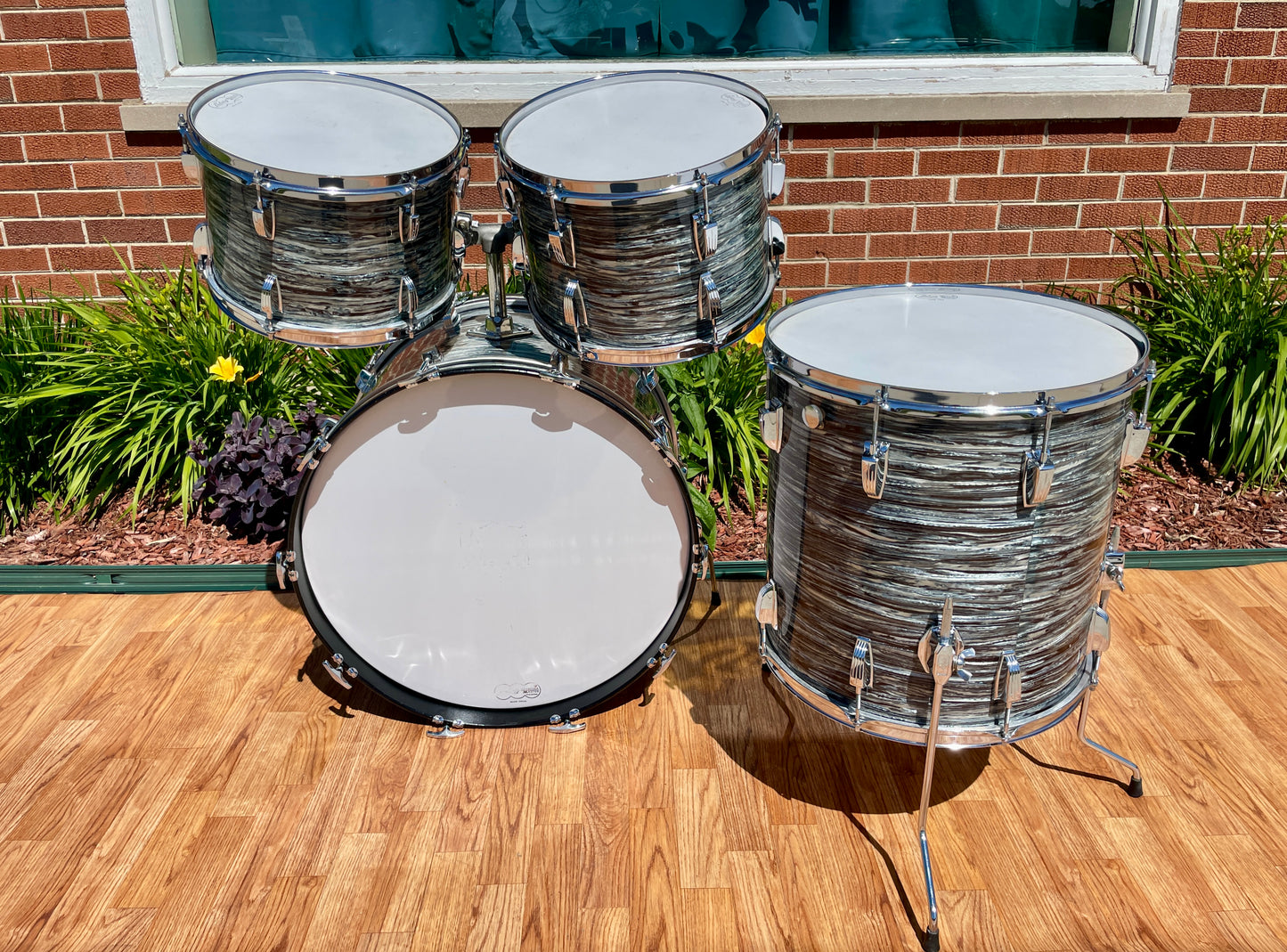 1960s Ludwig Hollywood Outfit Drum Set Oyster Blue Pearl Collectors Grade!