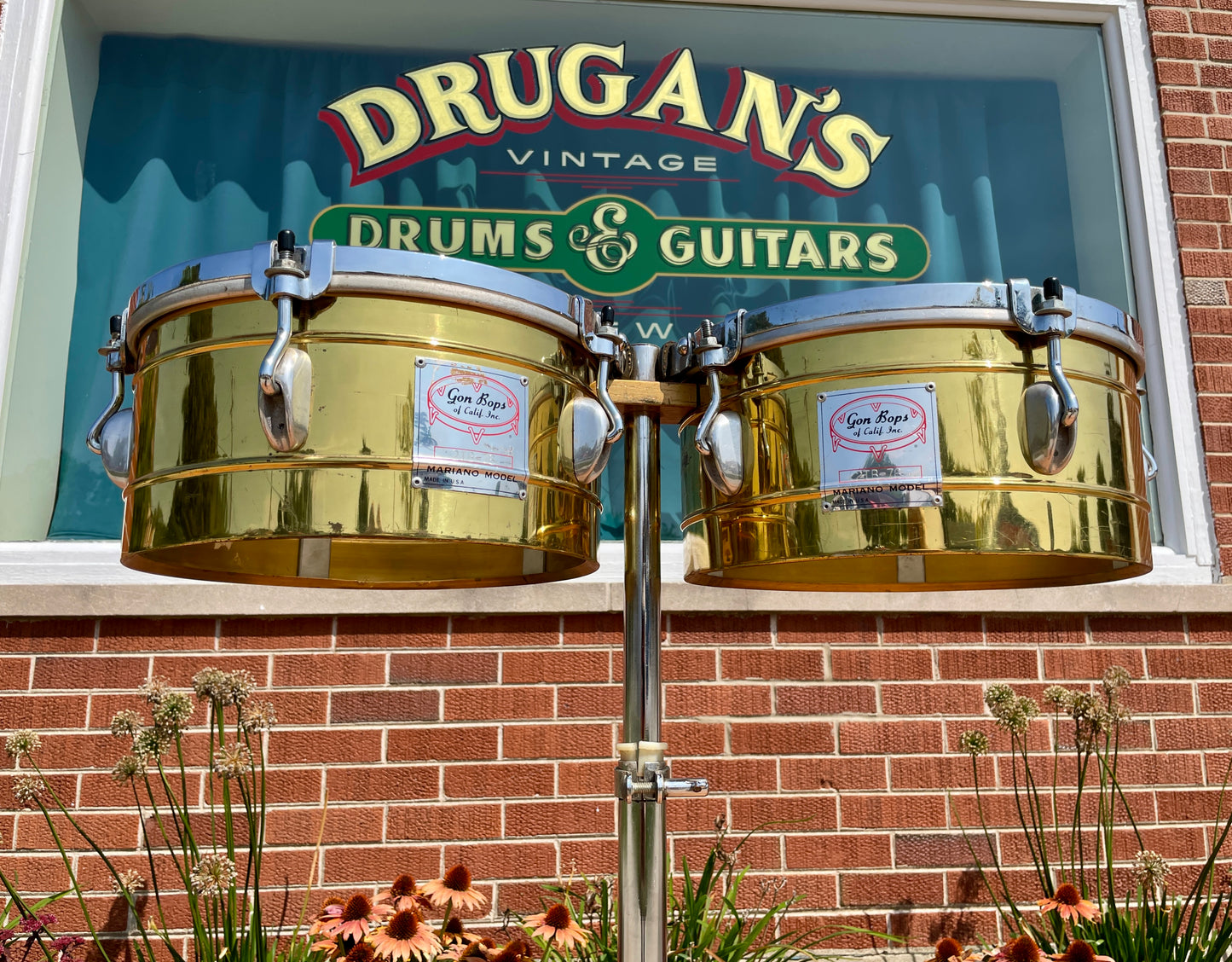 1970s-1980s Gon Bops Mariano Model 13" & 14" Brass Timbales Pair w/ Stand 2TB-76