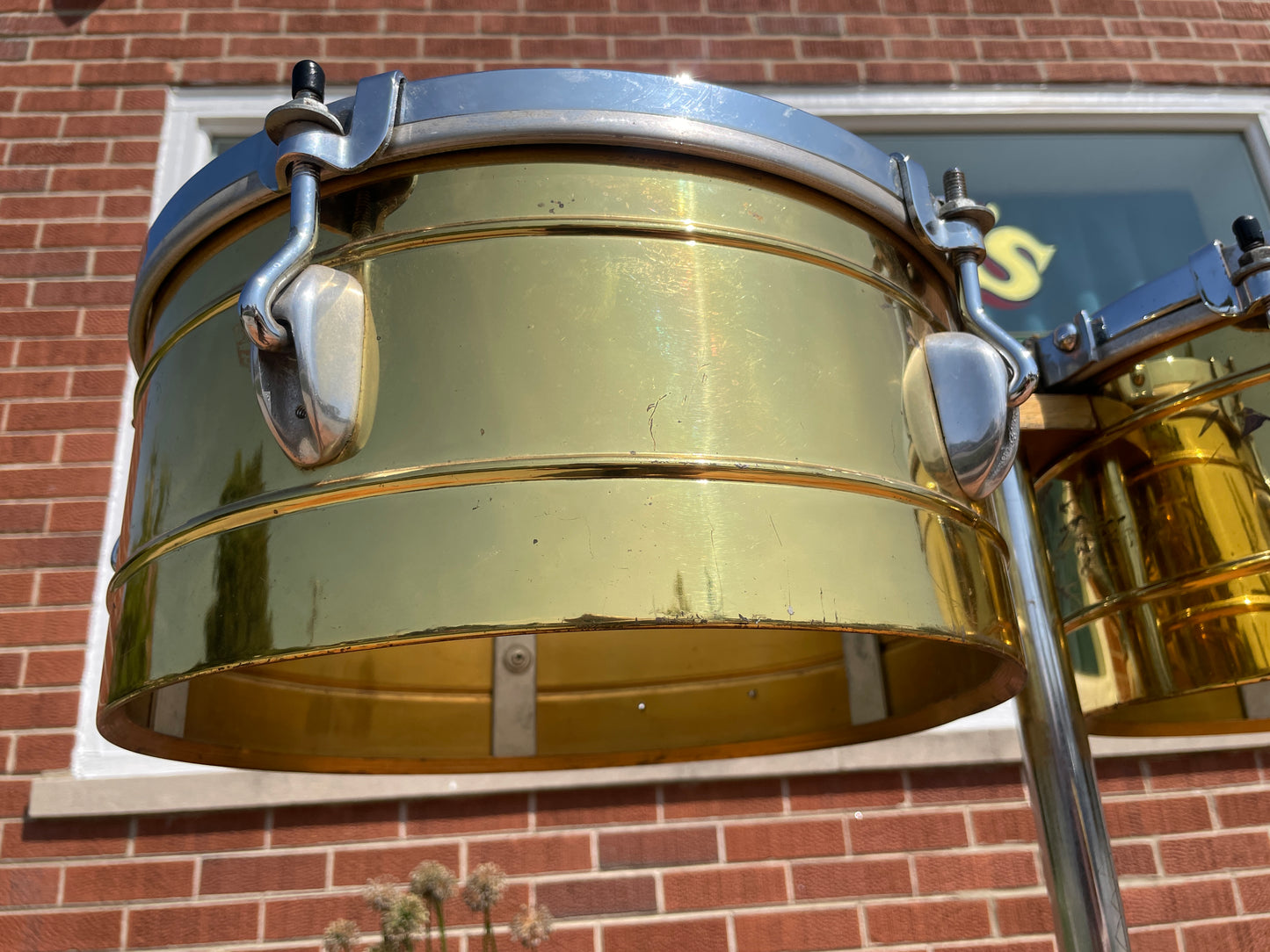 1970s-1980s Gon Bops Mariano Model 13" & 14" Brass Timbales Pair w/ Stand 2TB-76