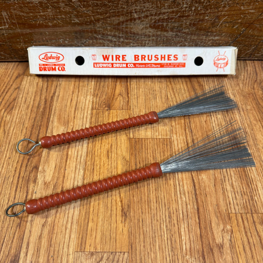 1950s-60s WFL / Ludwig No. 190 Red Ribbed Model Retractable Brushes