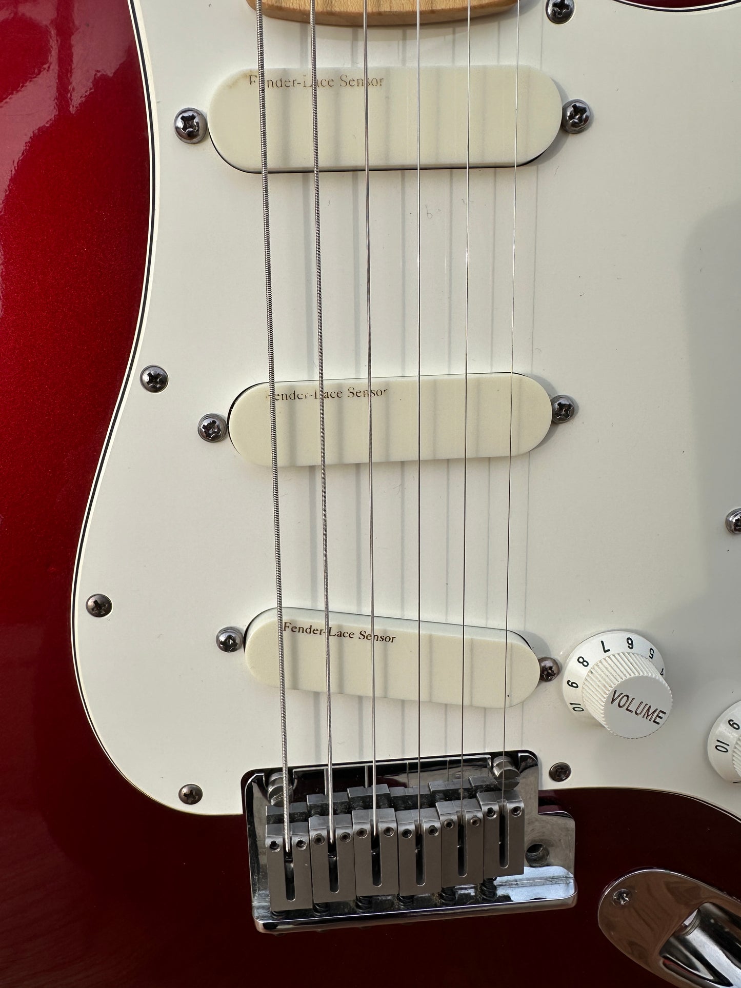 1991 Fender Stratocaster Plus Electric Guitar Candy Apple Red