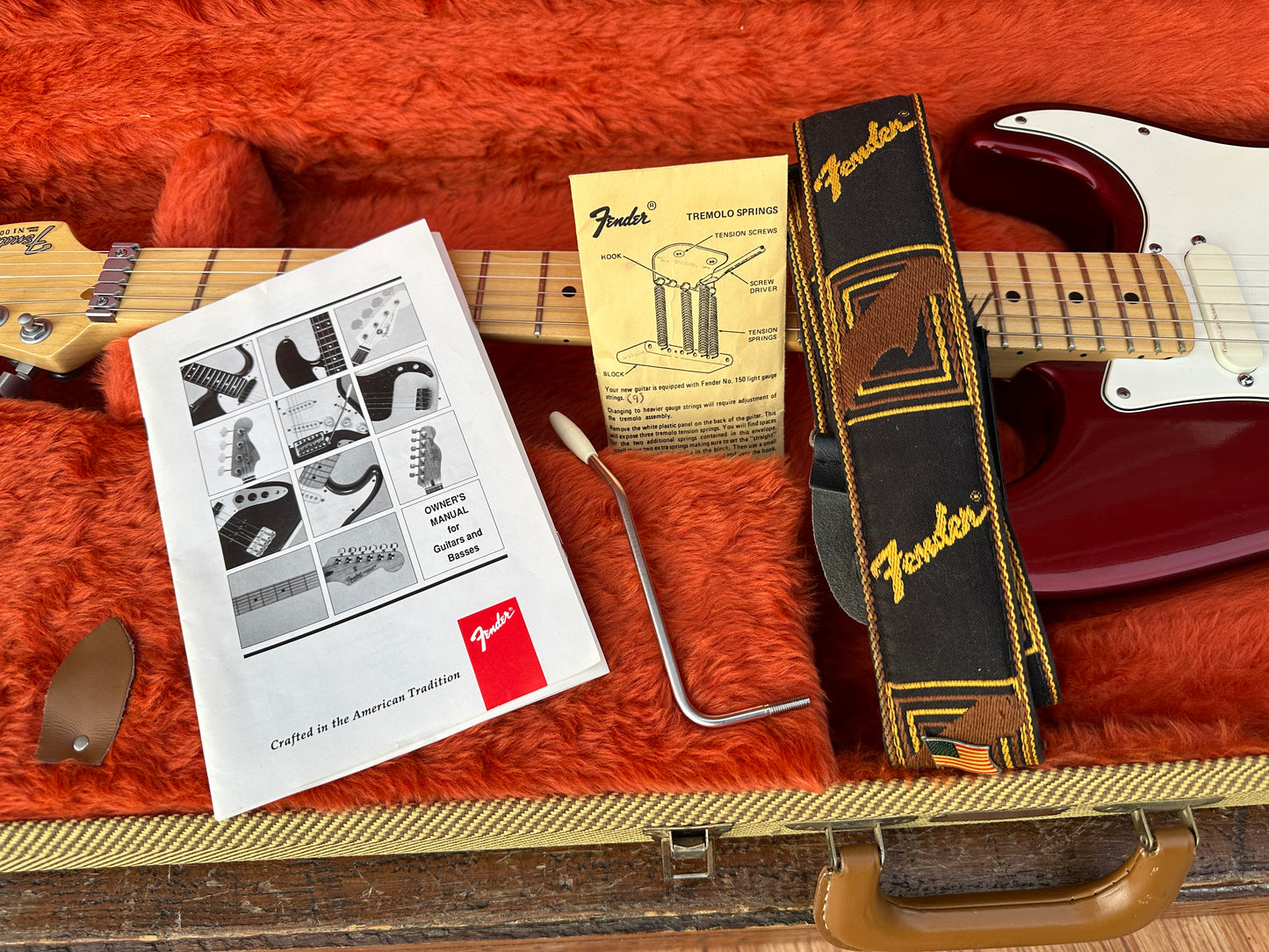 1991 Fender Stratocaster Plus Electric Guitar Candy Apple Red