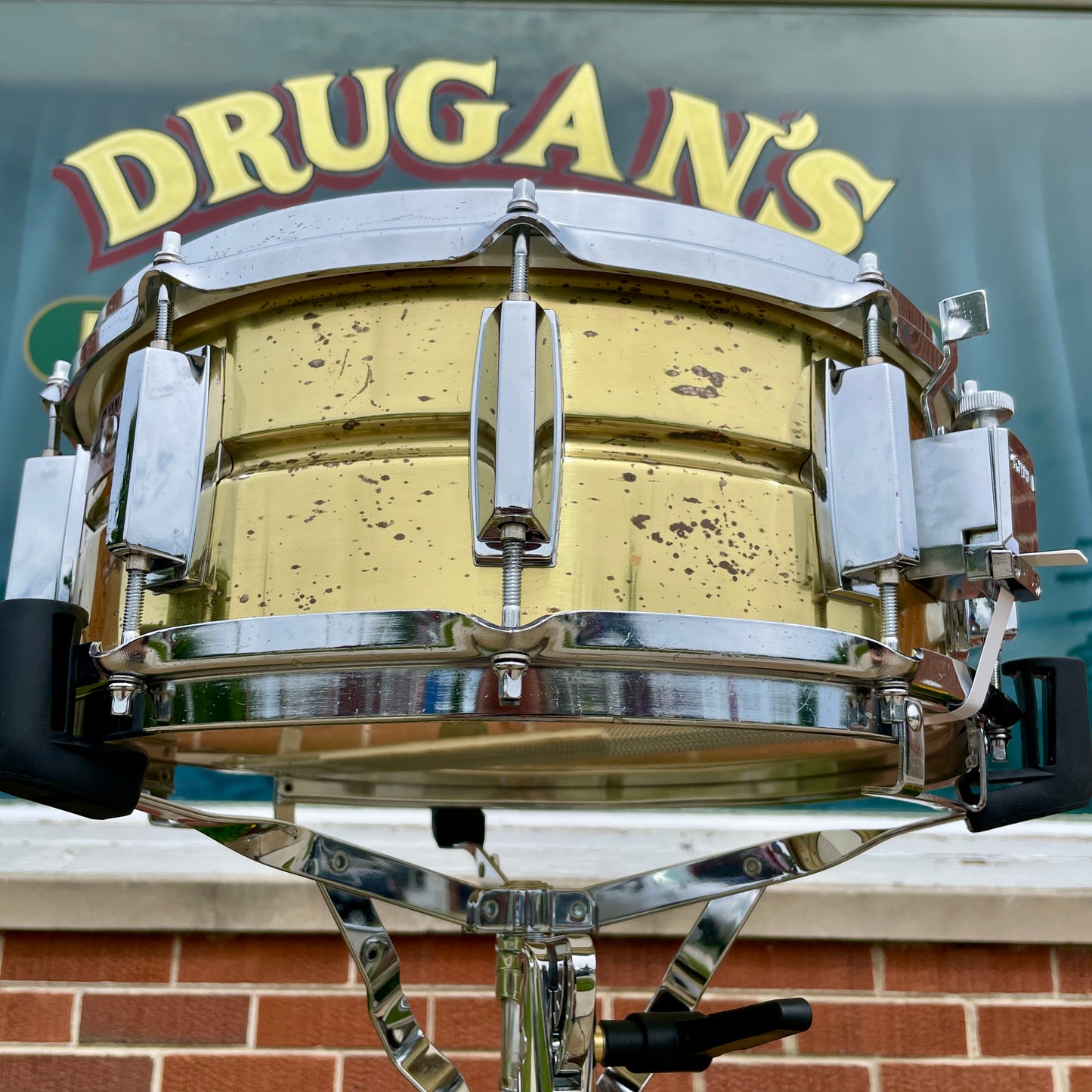 1980s Yamaha SD495 5.5x14 Brass Snare Drum 10-Lug