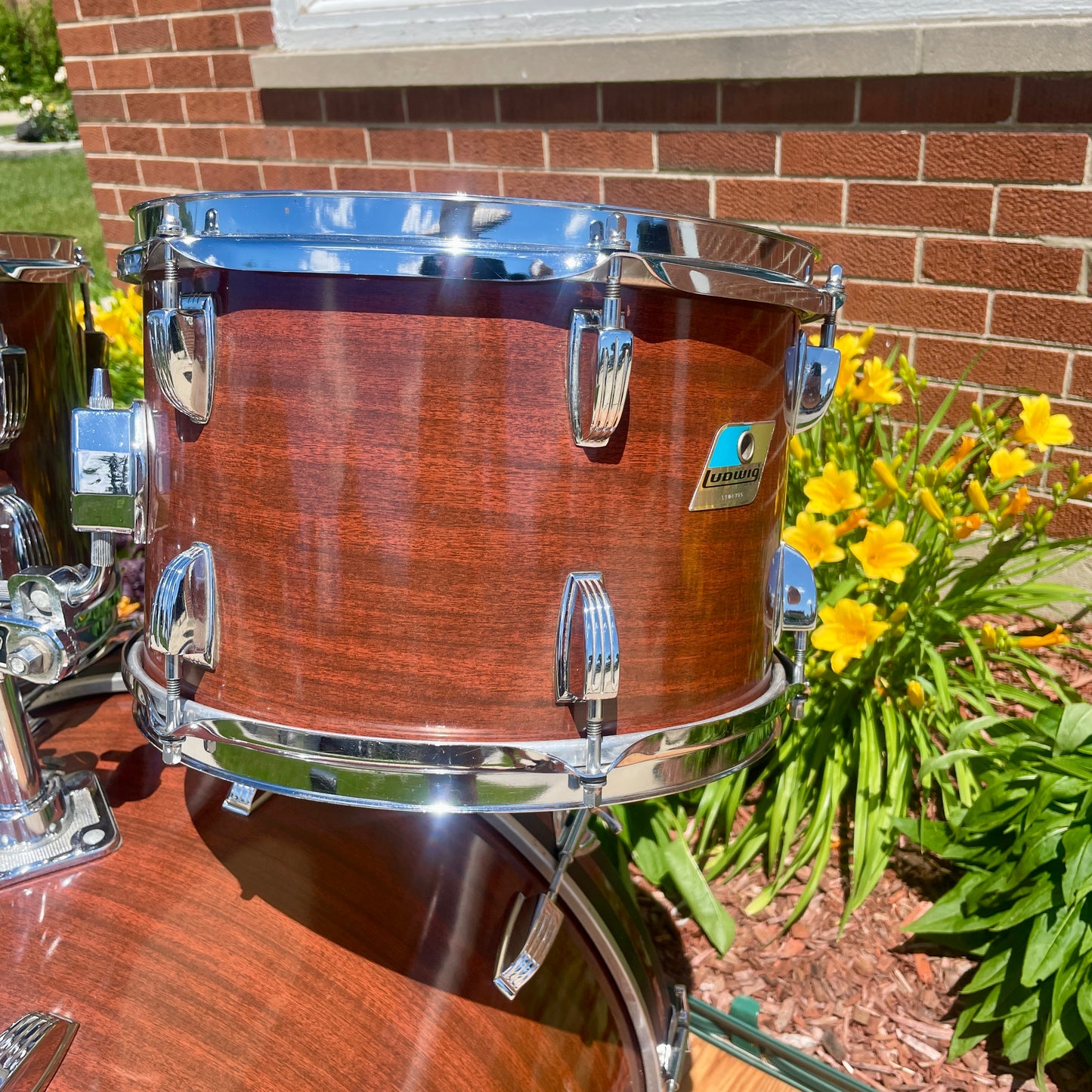 1970s Ludwig Big Beat 3-Ply Drum Set Mahogany Cortex 22/12/13/16