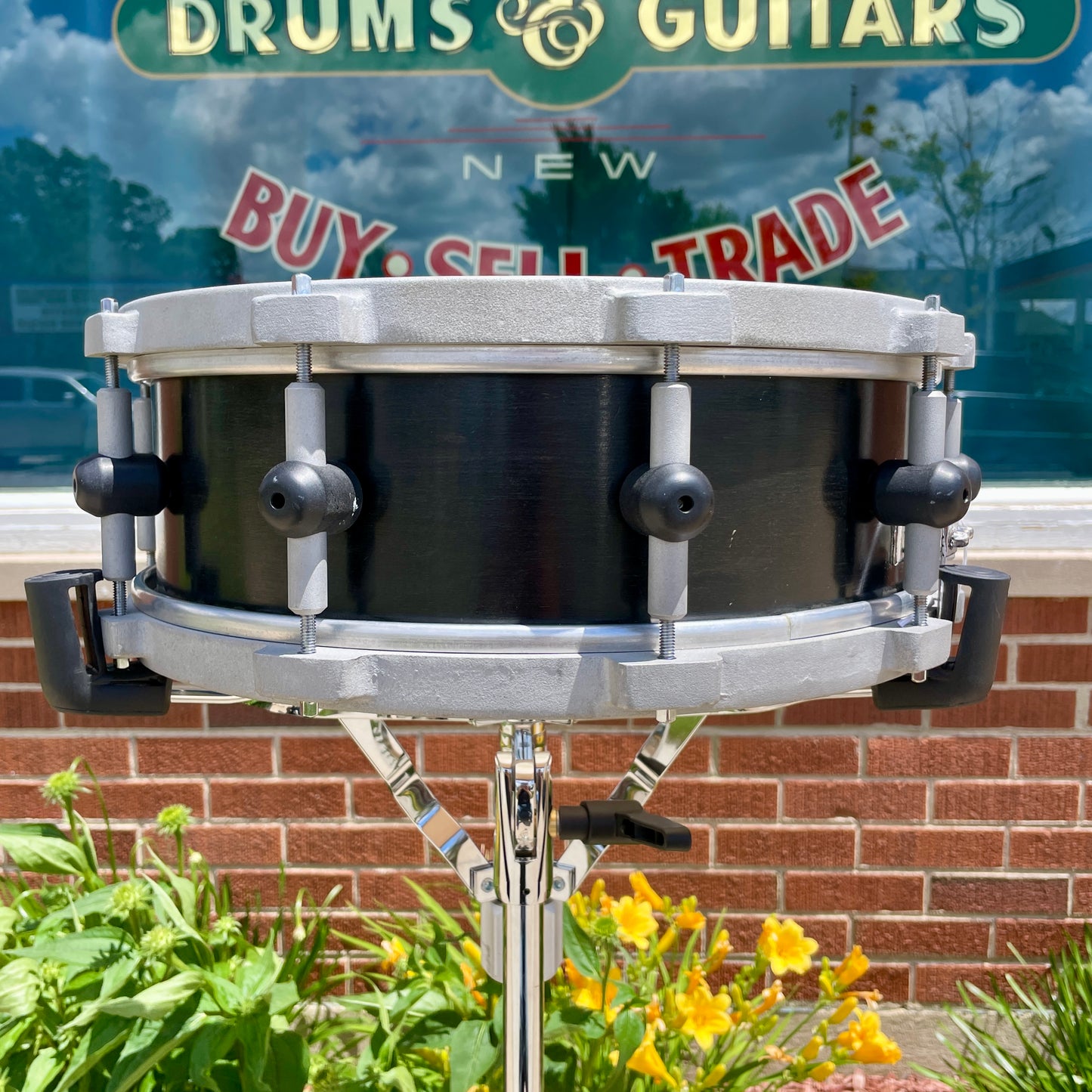 Bison Drum Company 5x14 Snare Drum Black w/ NGU Magnesium Alloy Hoops