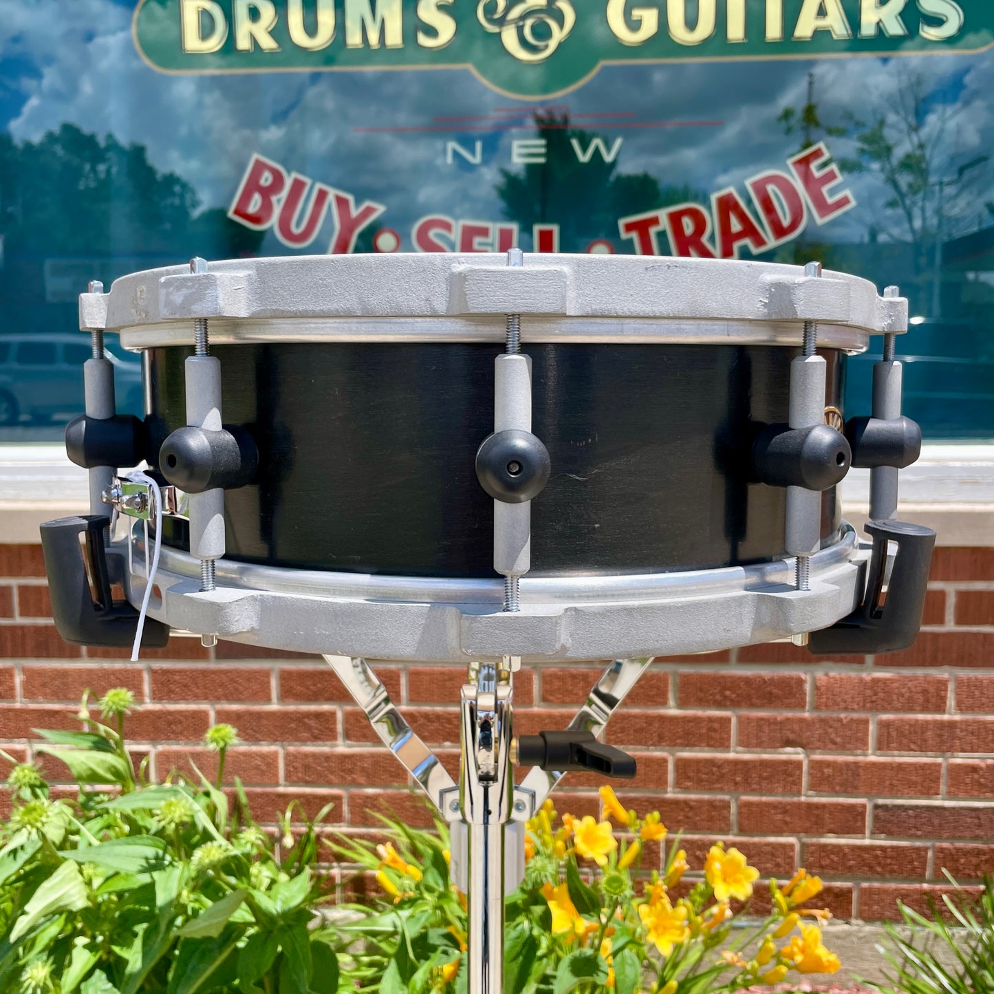 Bison Drum Company 5x14 Snare Drum Black w/ NGU Magnesium Alloy Hoops