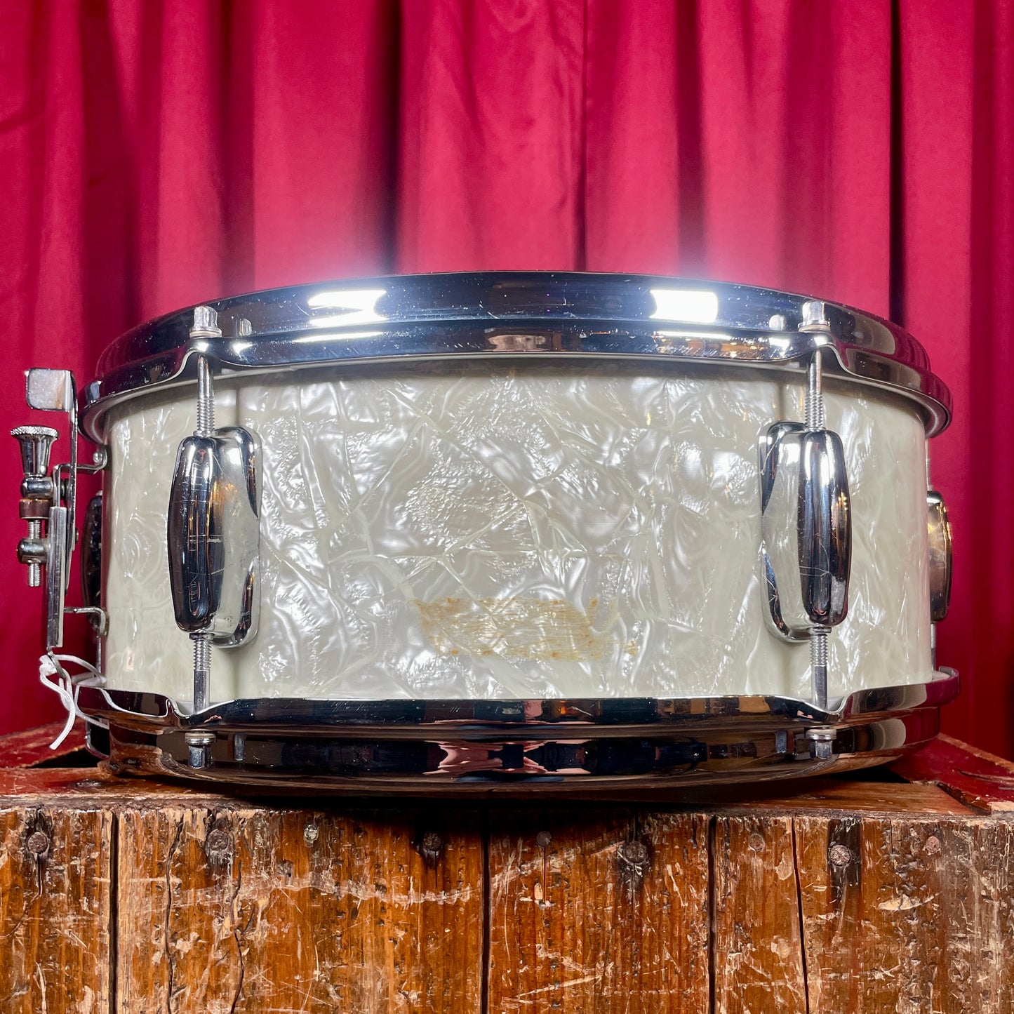 1960s Slingerland 5.5x14 Deluxe Student Model No. 161 Snare Drum White Marine Pearl