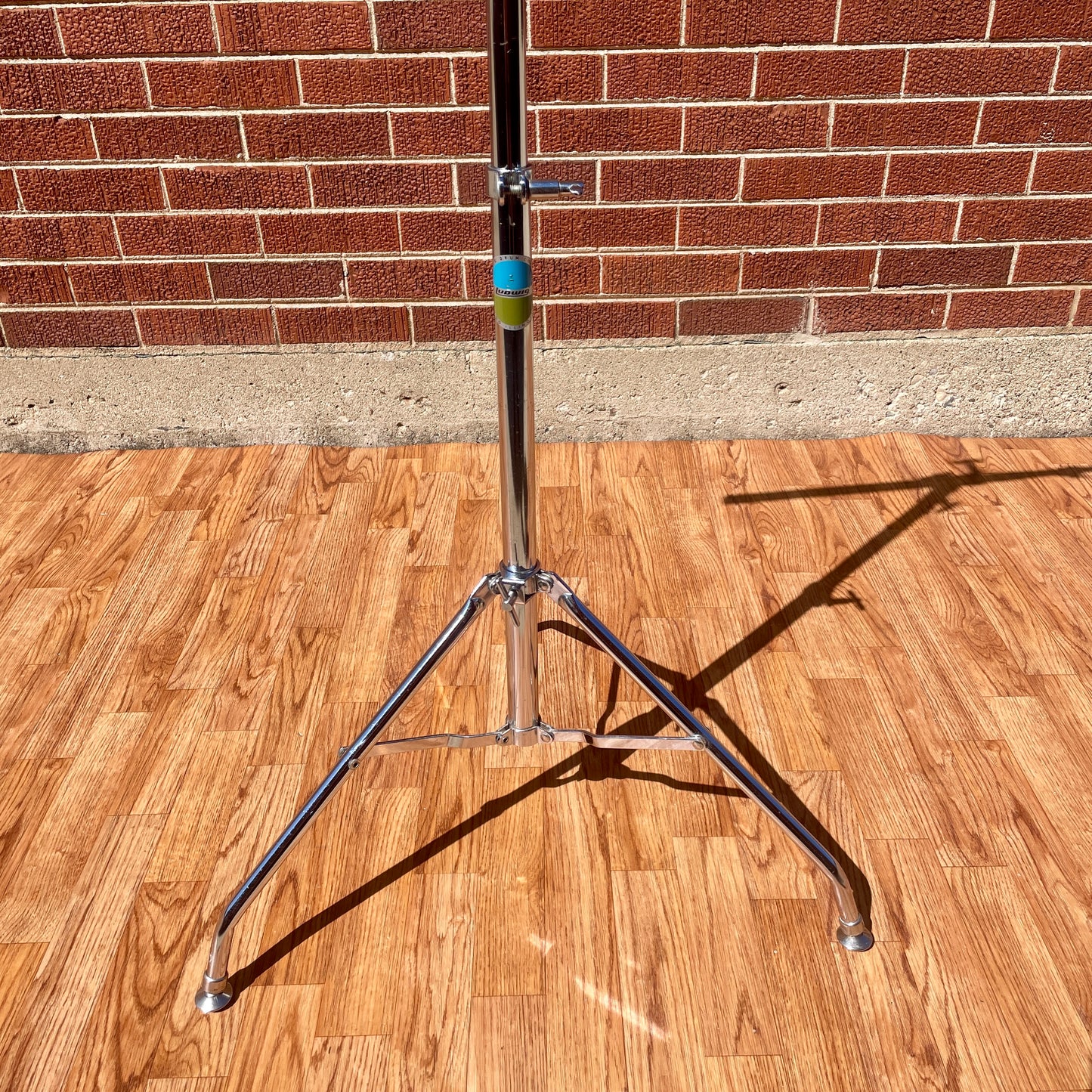 1976 Ludwig No. 1410 Atlas Boom Cymbal Stand Swivel Feet