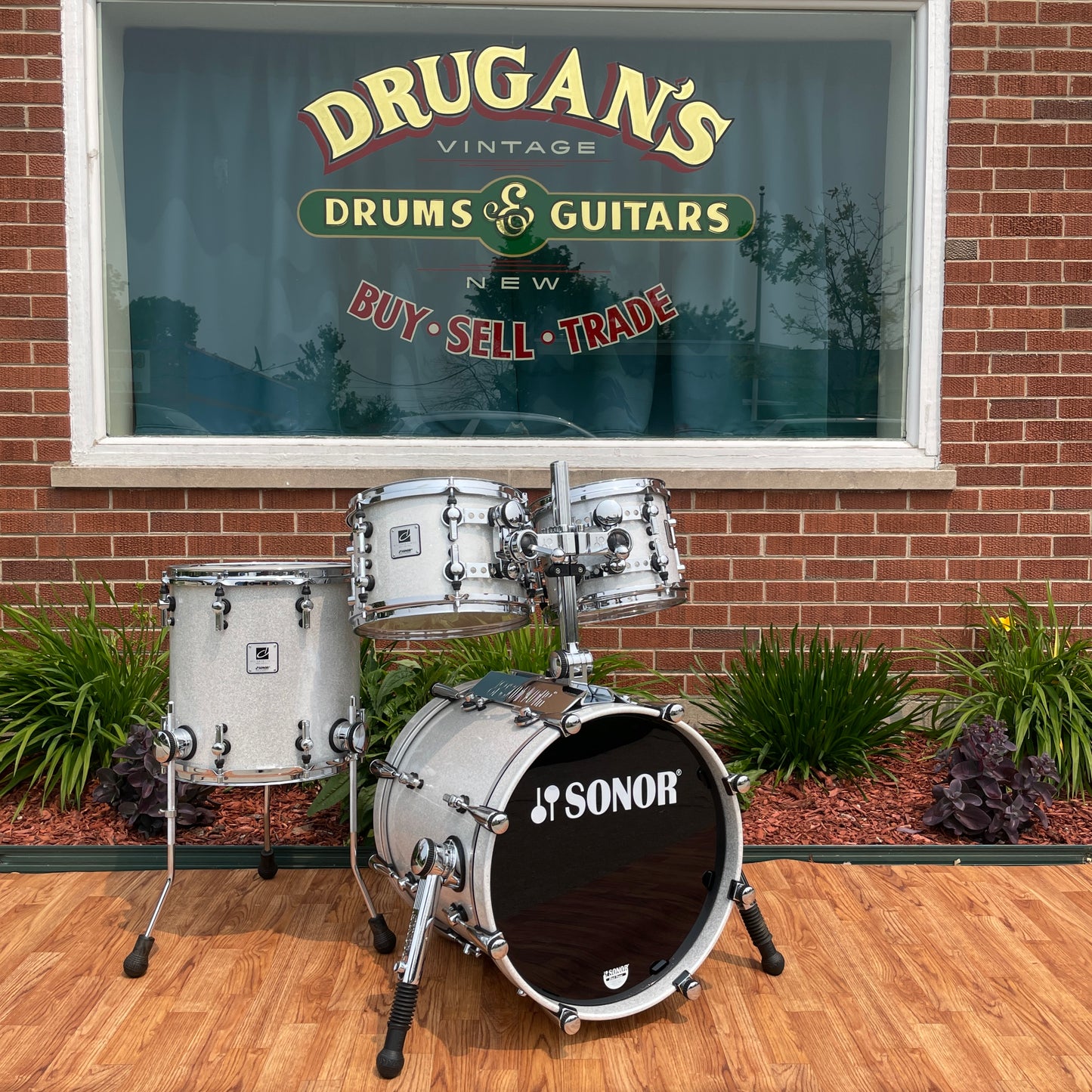 Sonor Designer Series Drum Set Maple Light White Sparkle Lacquer 18/10/12/14