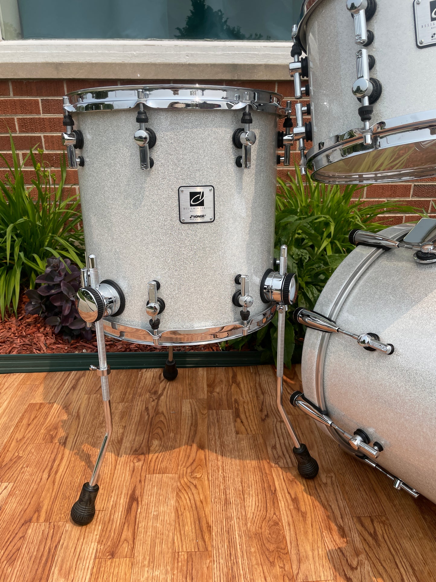 Sonor Designer Series Drum Set Maple Light White Sparkle Lacquer 18/10/12/14