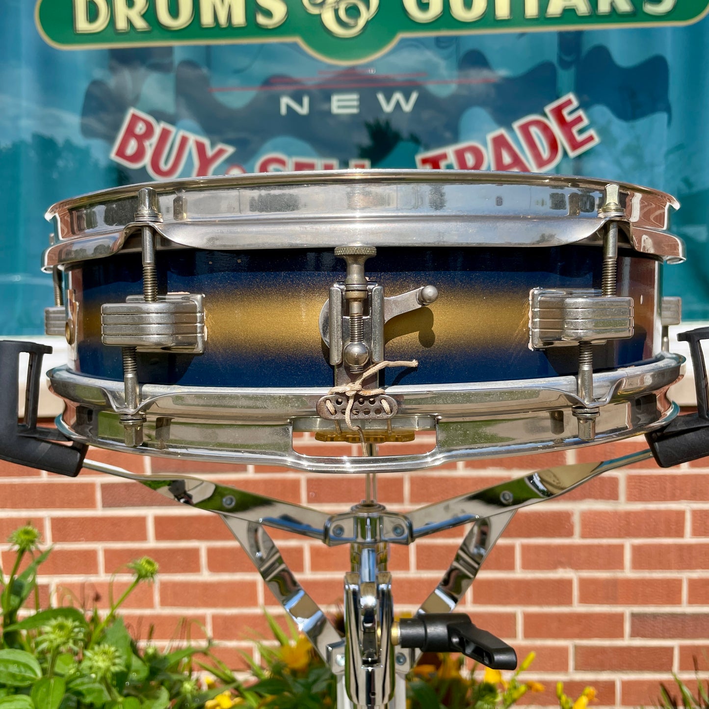 1950s-1960s Ludwig 3x13 Be-Bop Jazz Combo Trans Badge Snare Drum Dark Blue / Gold Duco