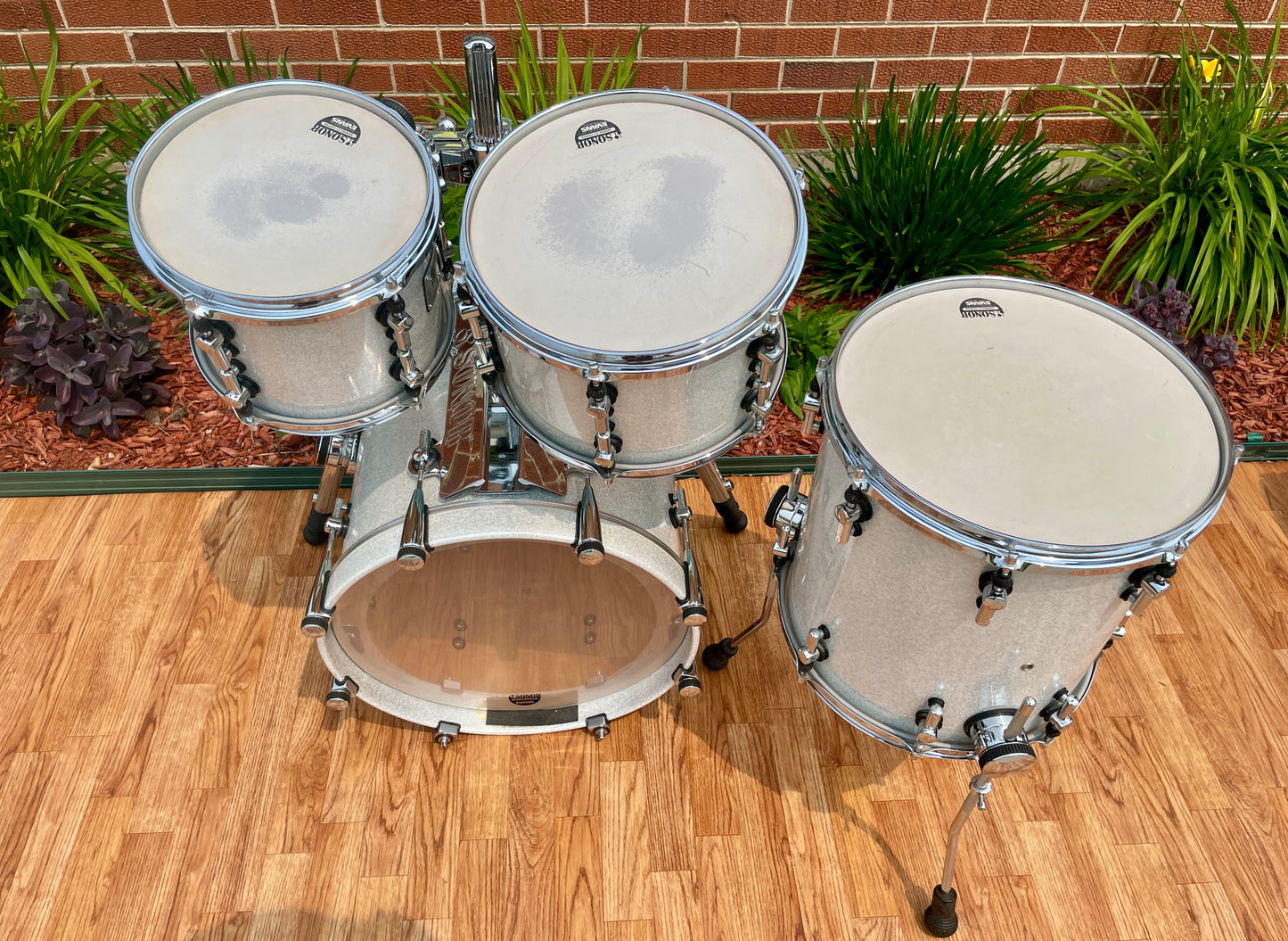 Sonor Designer Series Drum Set Maple Light White Sparkle Lacquer 18/10/12/14 w/ 4x14 Snare
