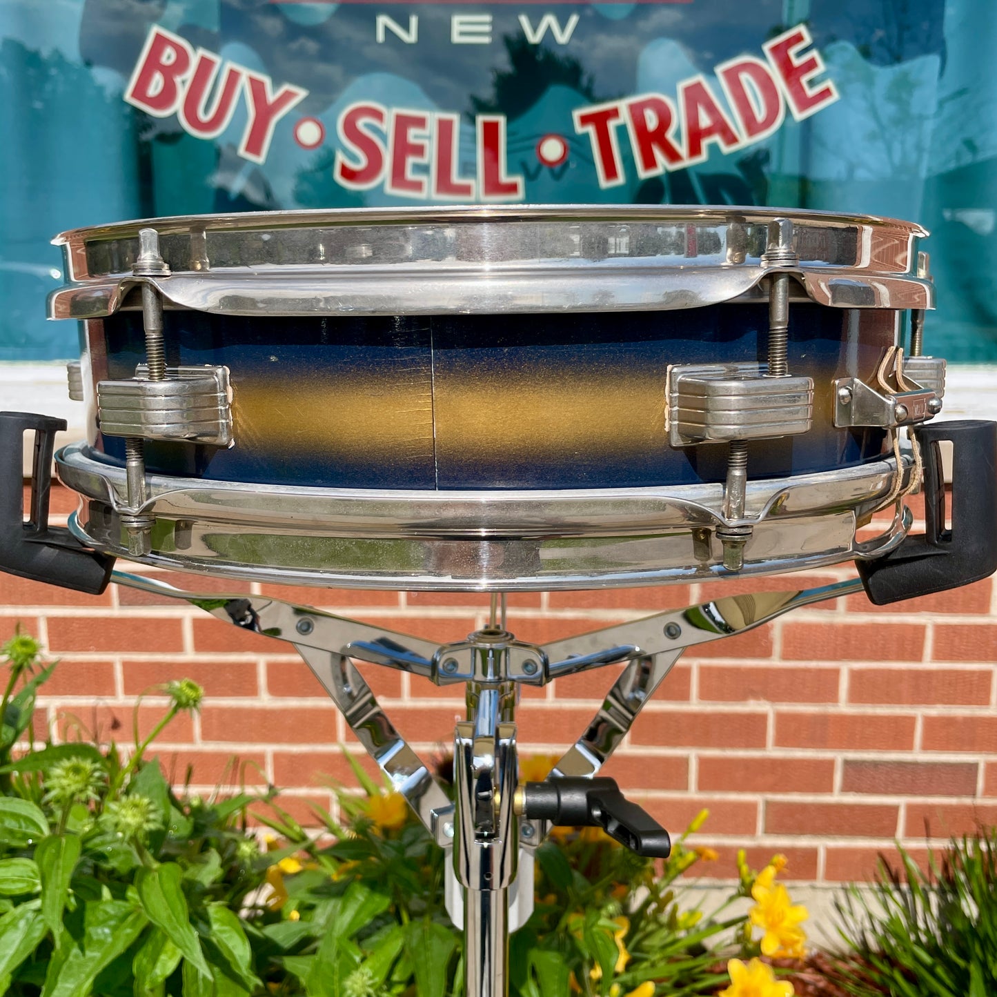 1950s-1960s Ludwig 3x13 Be-Bop Jazz Combo Trans Badge Snare Drum Dark Blue / Gold Duco