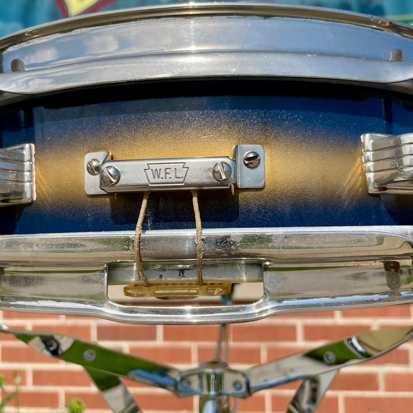 1950s-1960s Ludwig 3x13 Be-Bop Jazz Combo Trans Badge Snare Drum Dark Blue / Gold Duco