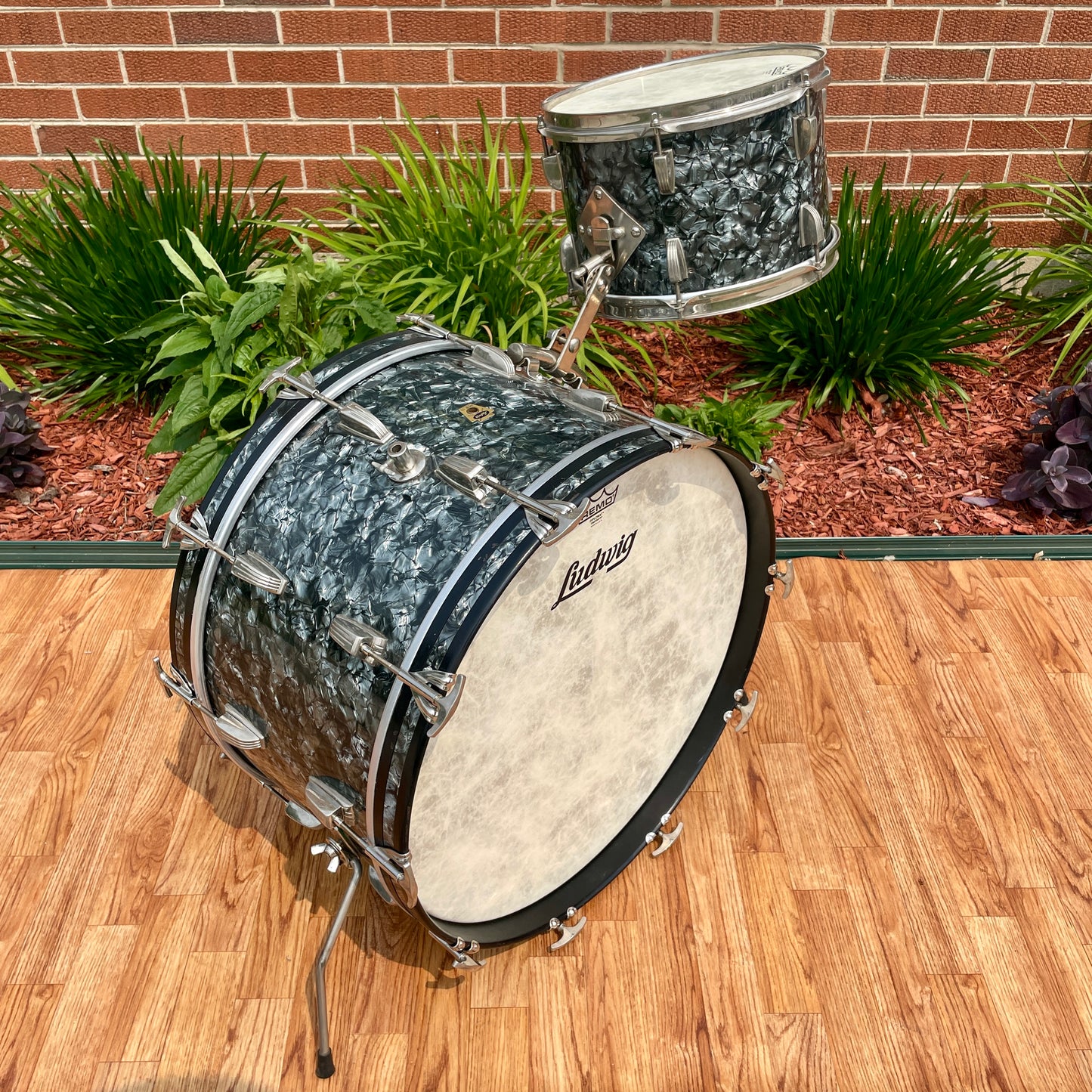 1959 Ludwig New Yorker Drum Set Black Diamond Pearl Trans Badge 22/12