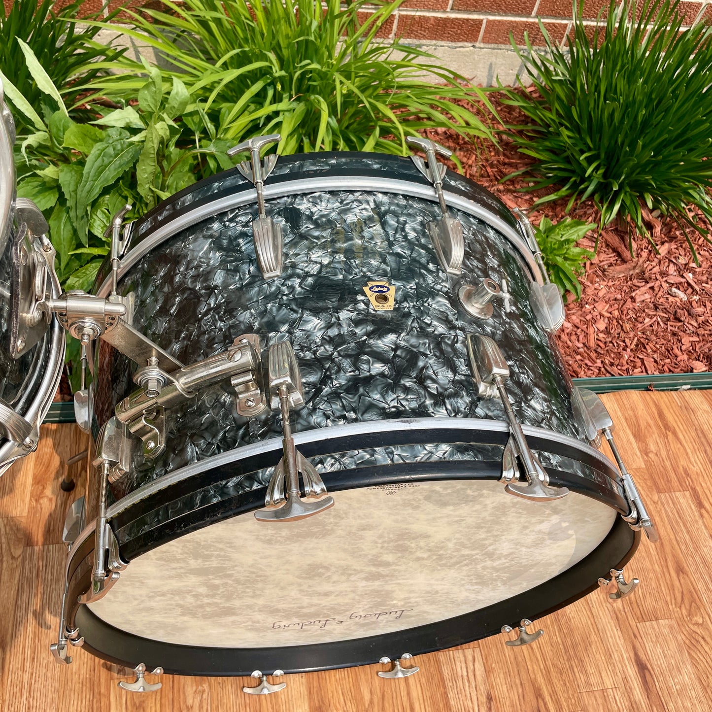 1959 Ludwig New Yorker Drum Set Black Diamond Pearl Trans Badge 22/12 w/ 5.5x14 Snare