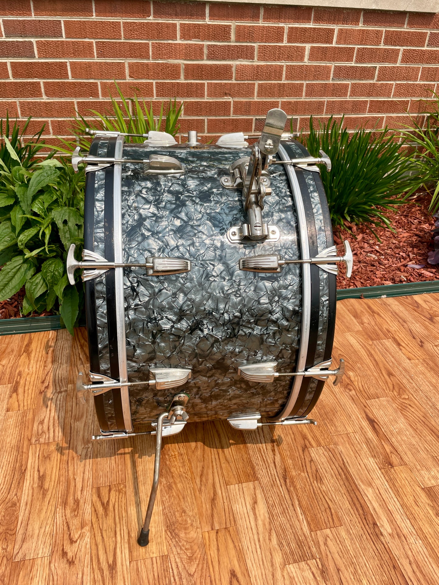 1959 Ludwig New Yorker Drum Set Black Diamond Pearl Trans Badge 22/12 w/ 5.5x14 Snare