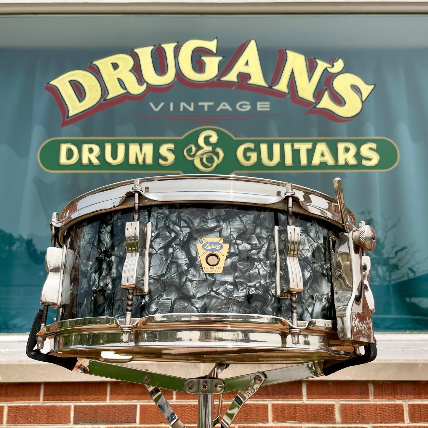 1959 Ludwig 5.5x14 Super Classic Snare Drum No. 900P Black Diamond Pearl Trans Badge