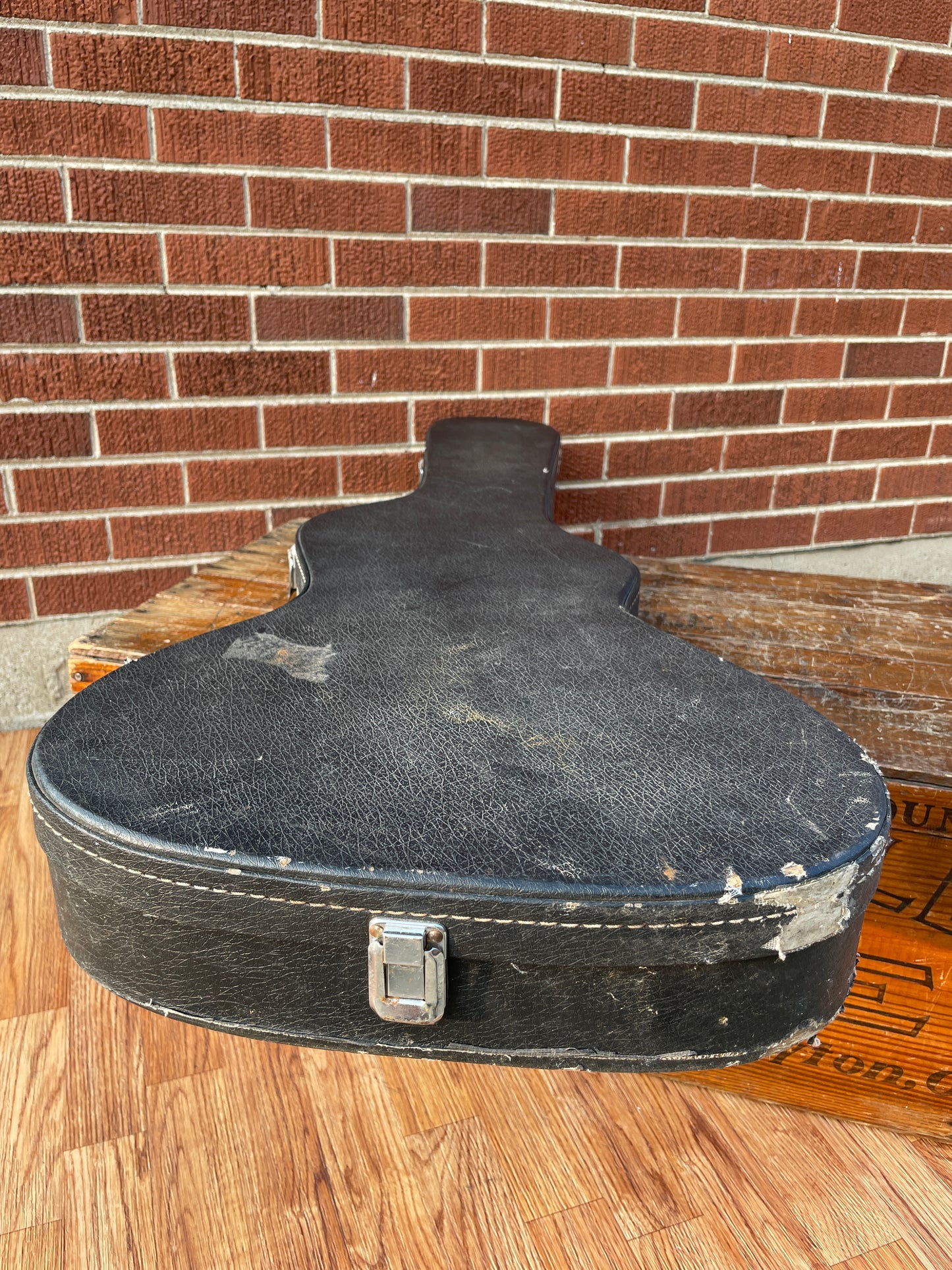 1980s Antares ARC-23 B.C. Rich Bich Style Fitted Electric Guitar Case