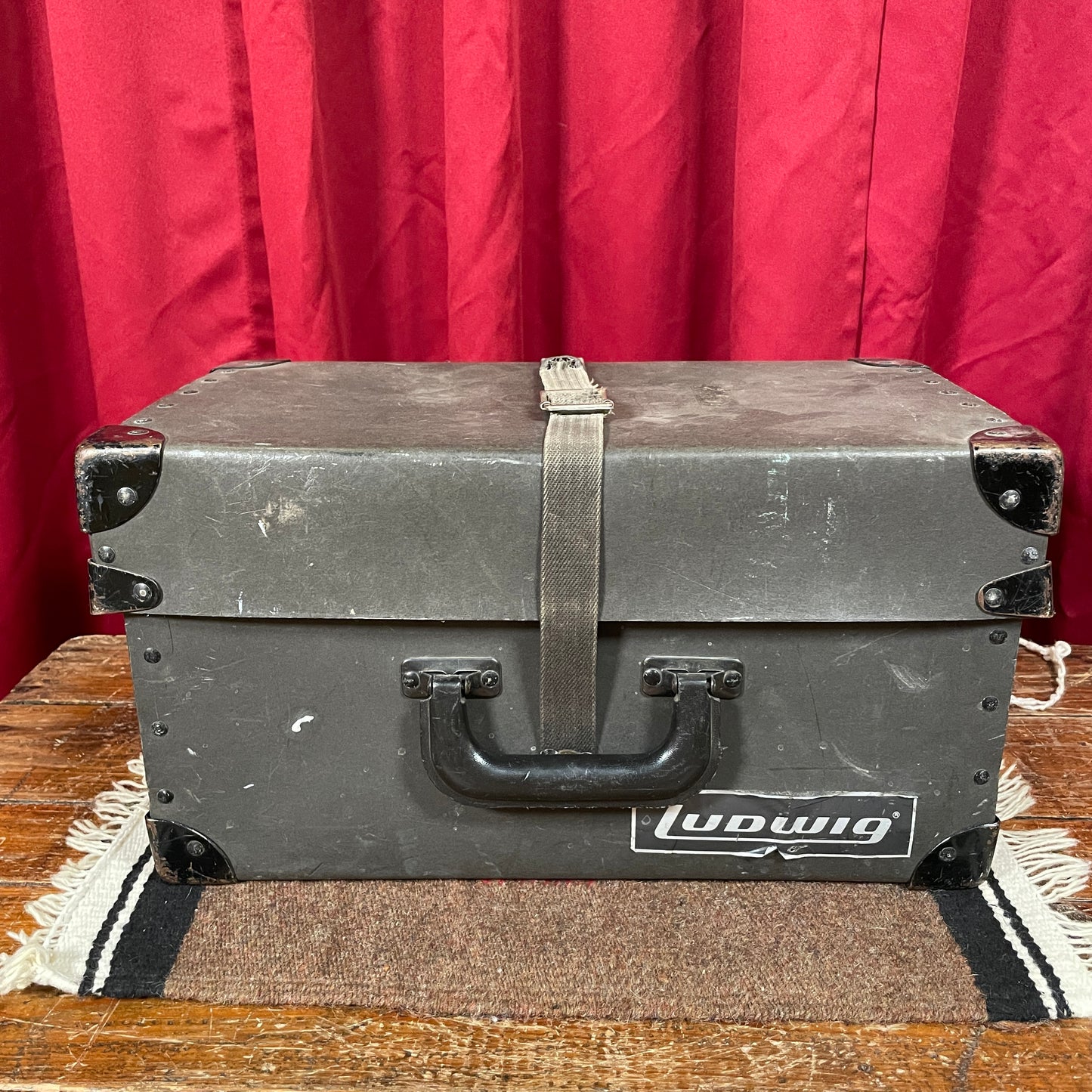 1970s Ludwig Special Fibre No. 8122 Bongo Drum Case
