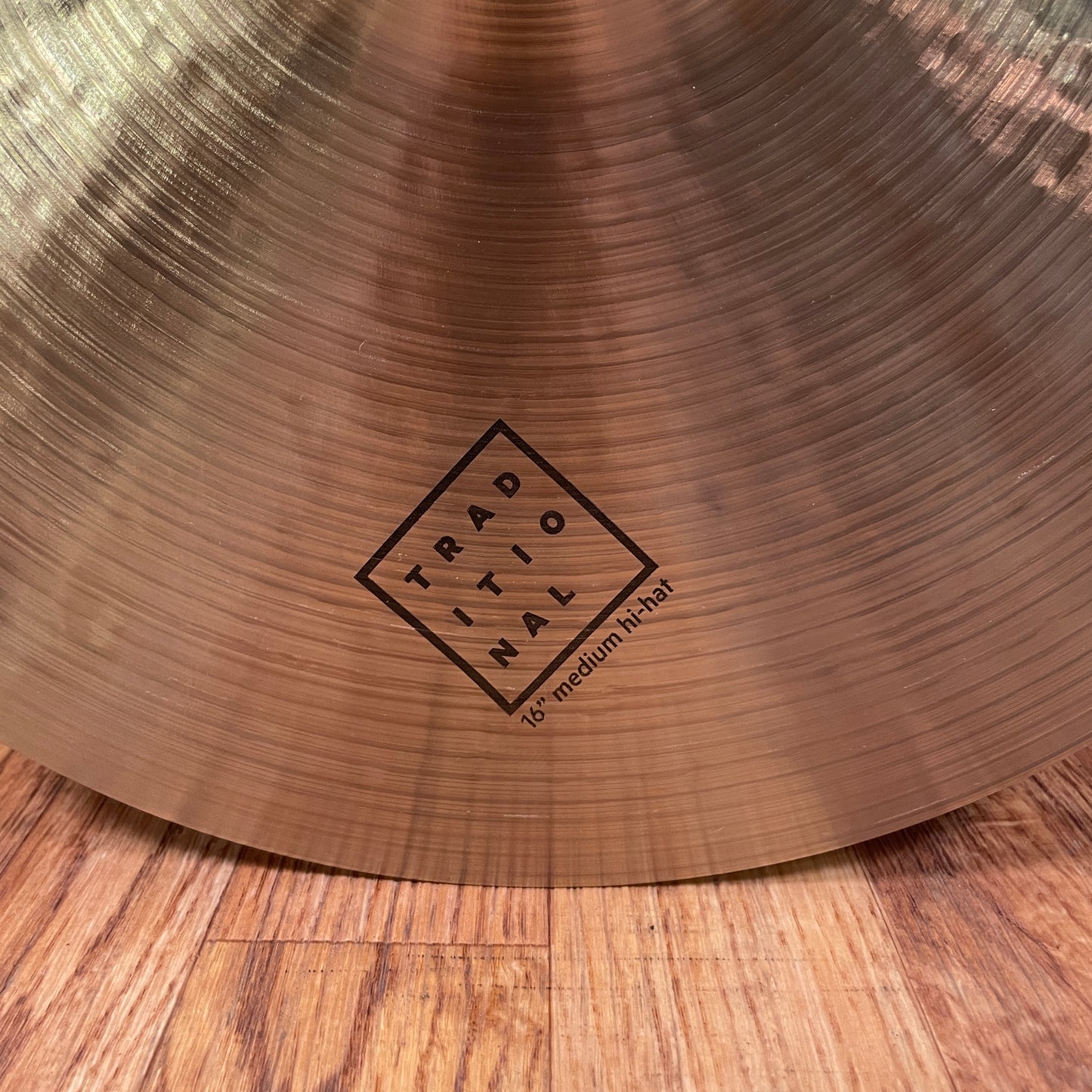 16" Istanbul Agop Traditional Medium Hi-Hat Cymbal Pair 1202g/1402g *Video Demo*