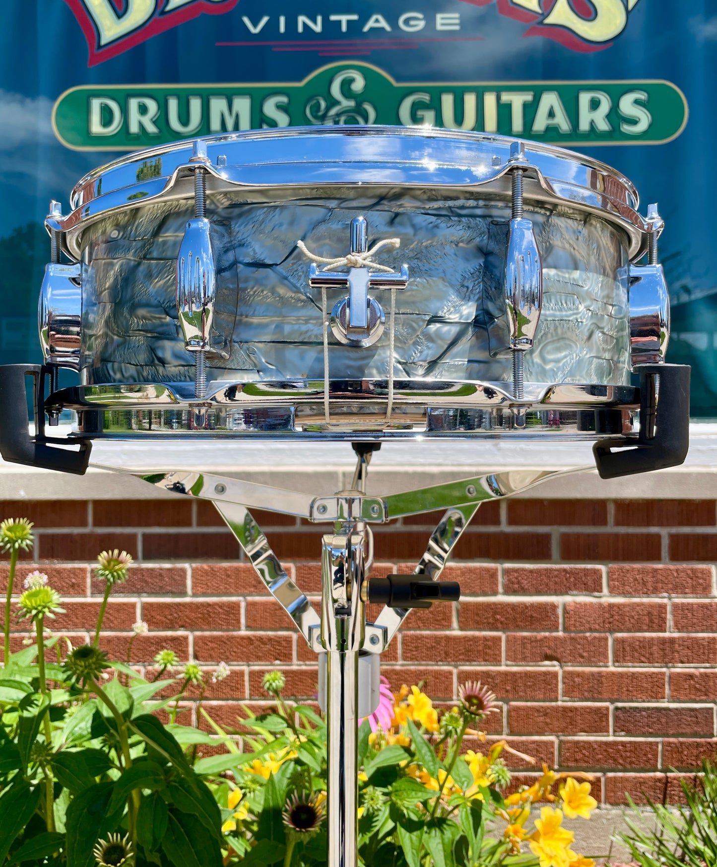 1960s Camco Oaklawn 5x14 Tuxedo Snare Drum Sky Blue Pearl 4 Ply