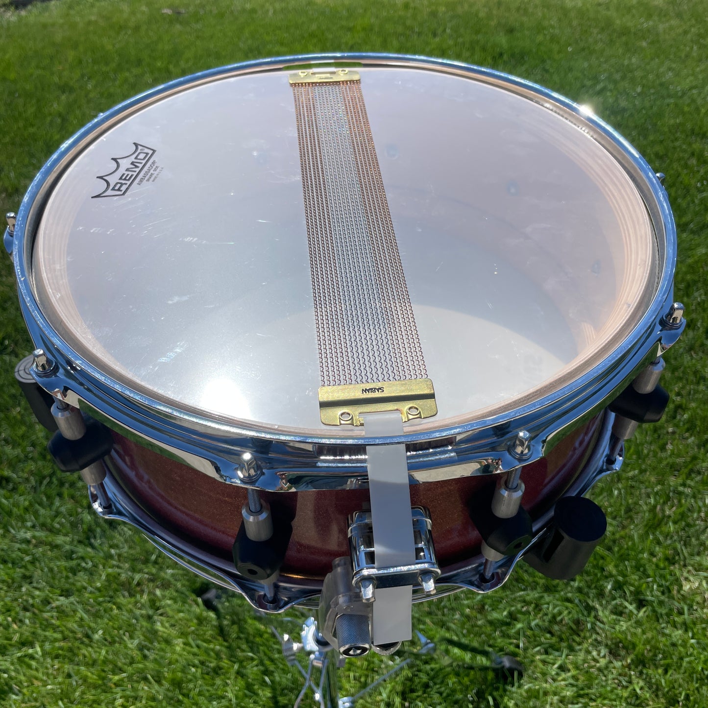 Bison Drum Company 5.5x14 Snare Drum Transparent Red Sparkle