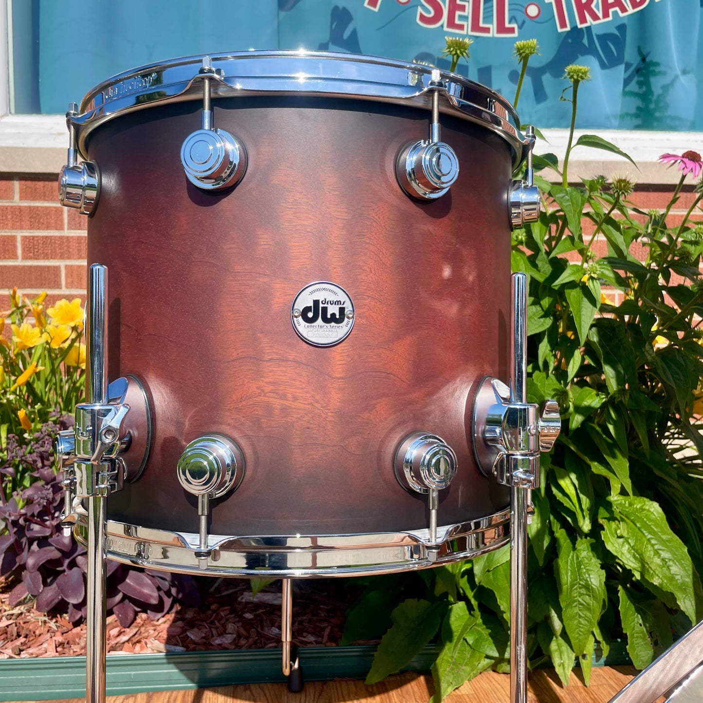 DW Collector's Series Pure Exotic Oak 4pc Drum Set Candy Black Burst Over Giant Quilted Sapele 22/12/13/15