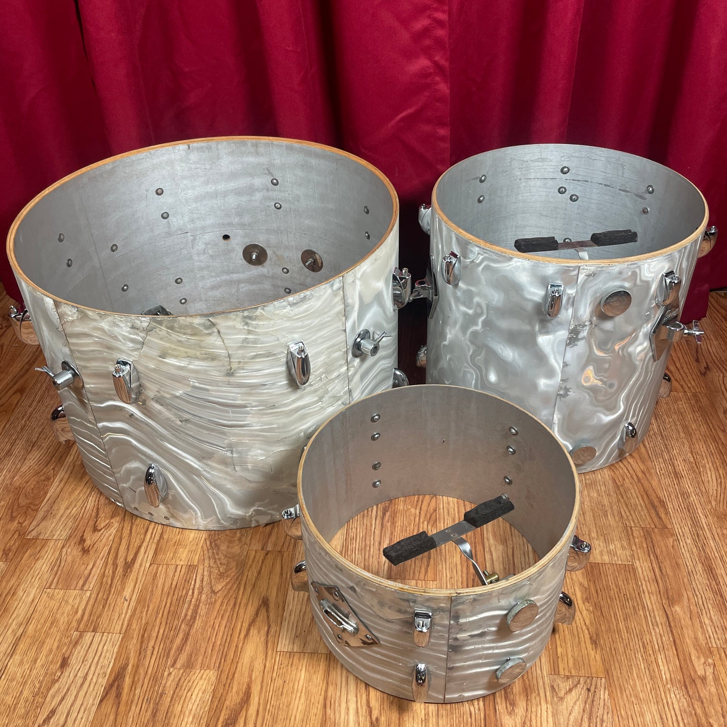 1960s Gretsch Progressive Jazz Drum Set Silver (White) Satin Flame 20/12/14 w/ Snare
