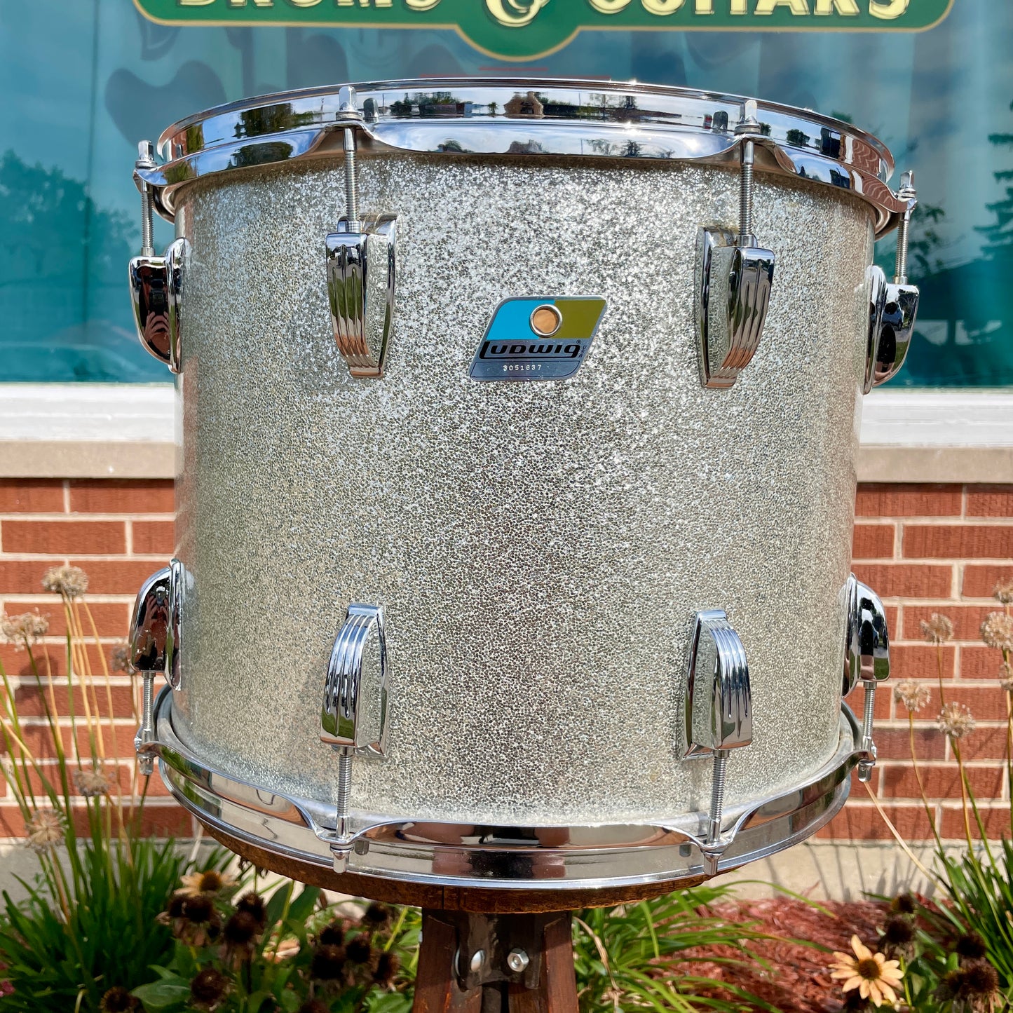 1979-81 Ludwig 12x15 Tom Drum Silver Sparkle