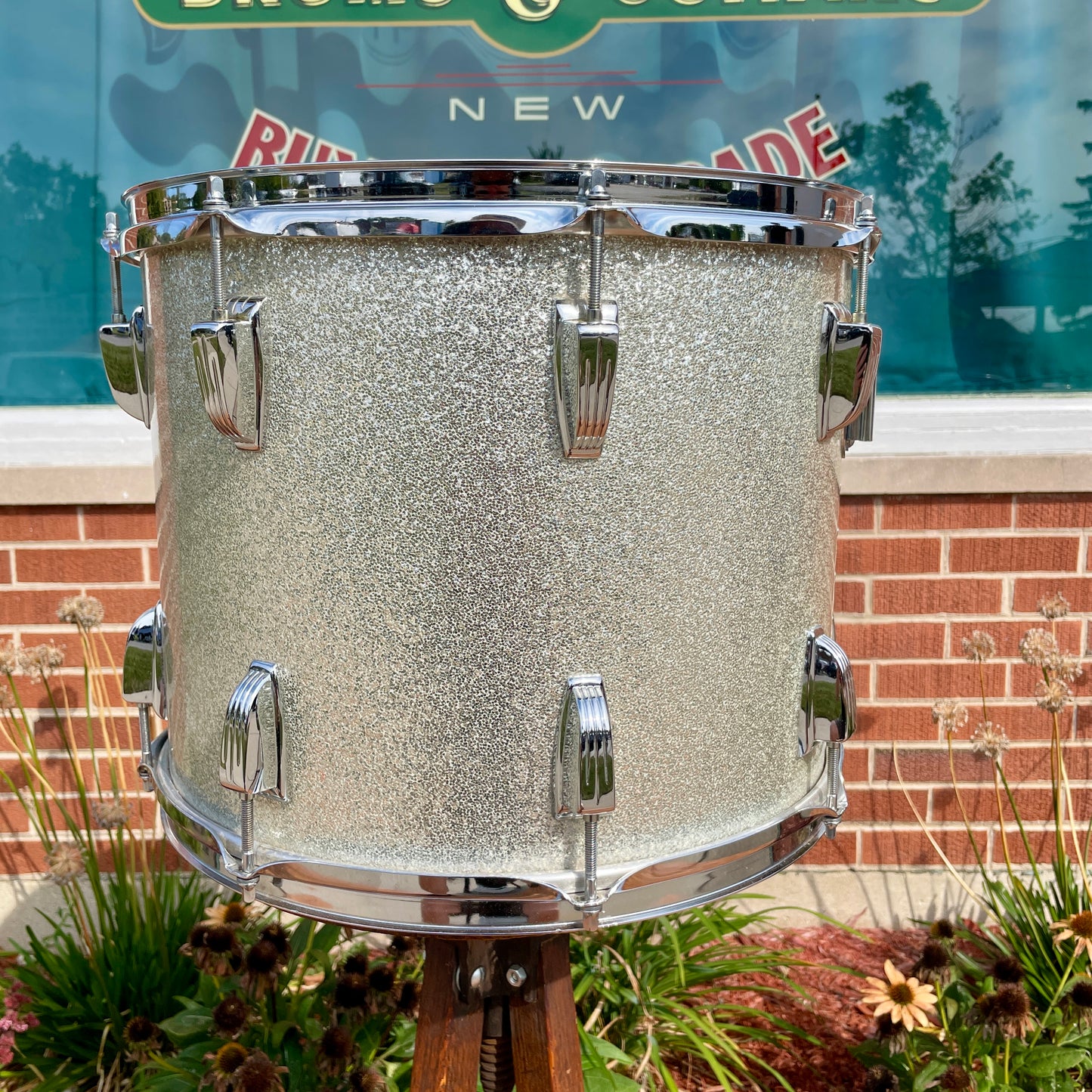 1979-81 Ludwig 12x15 Tom Drum Silver Sparkle