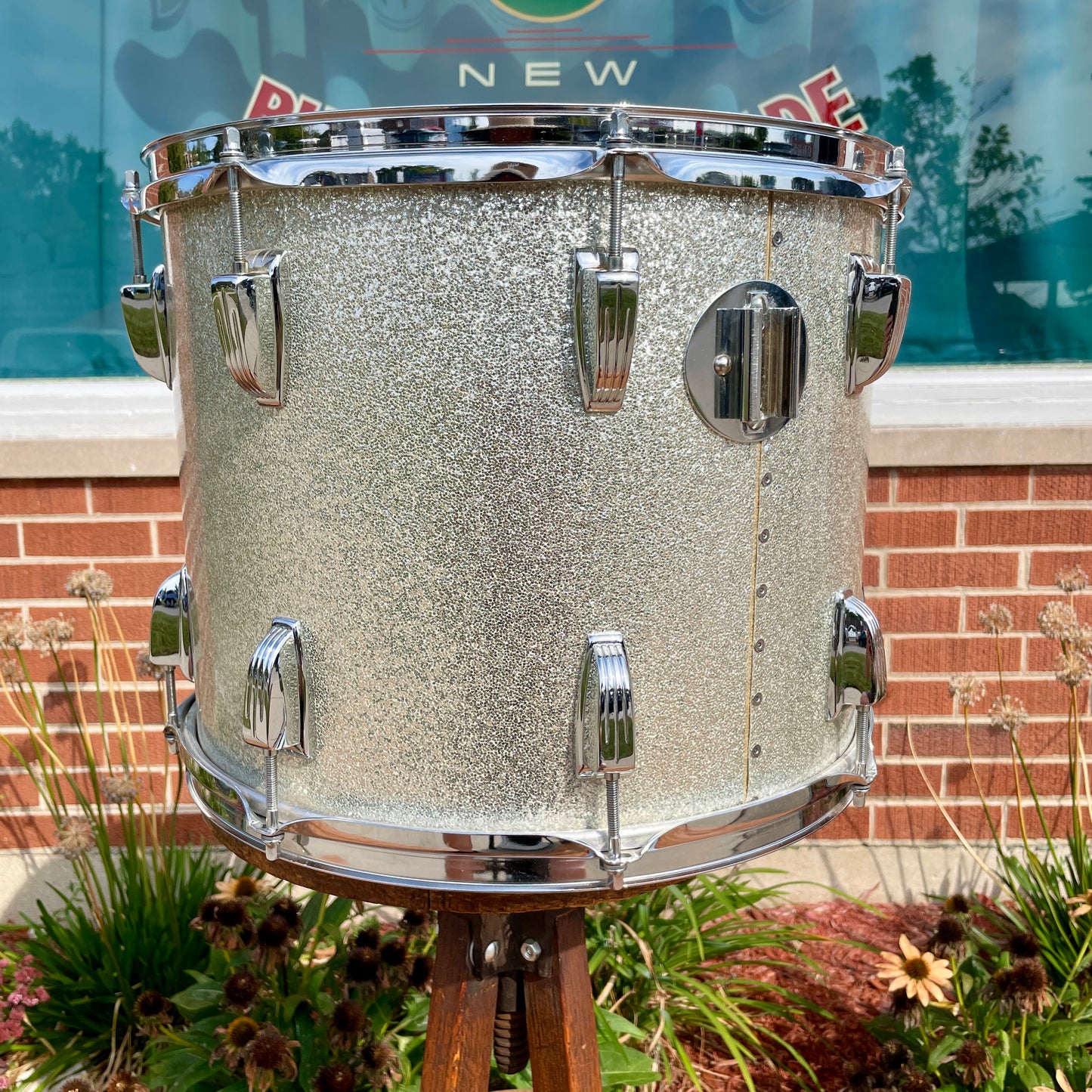 1979-81 Ludwig 12x15 Tom Drum Silver Sparkle