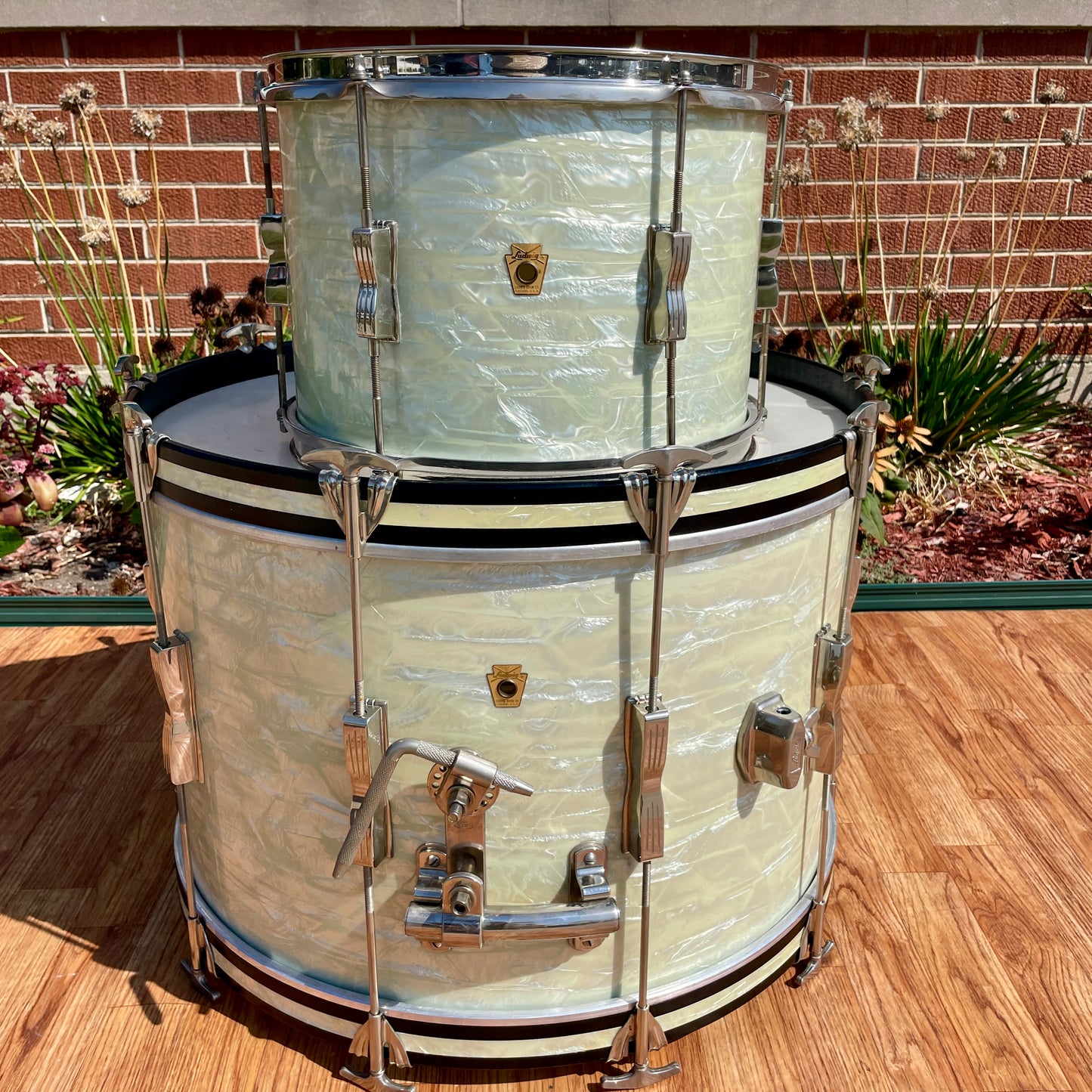 1960s Ludwig 2pc Club Date Combo Drum Set White Marine Pearl 22/13