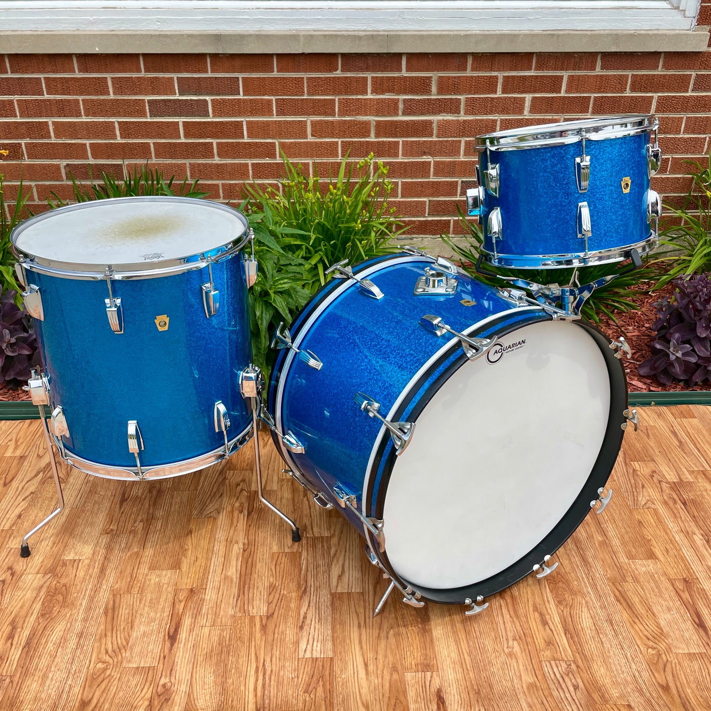 1967 Ludwig Super Classic Drum Set Blue Sparkle 22/13/16