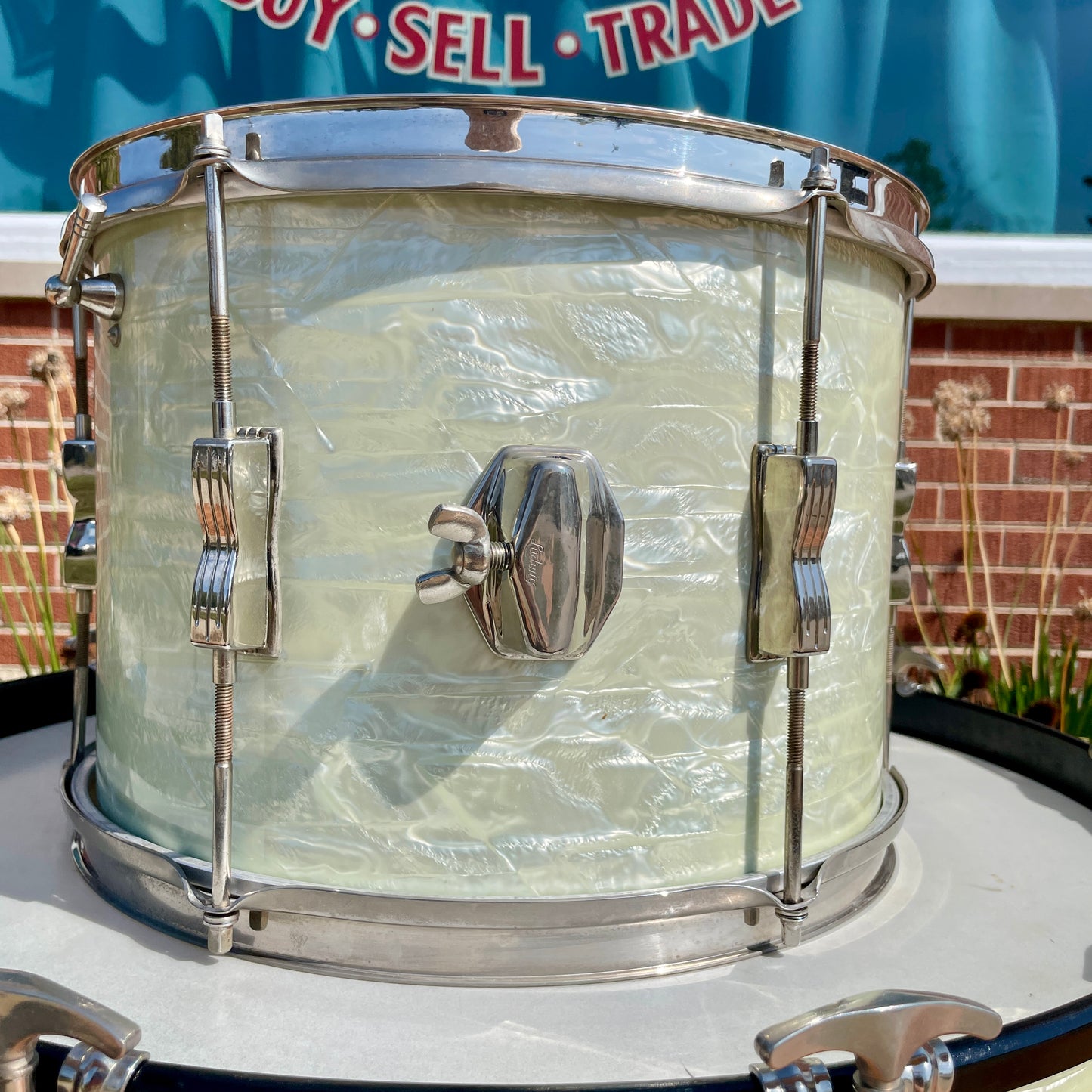 1960s Ludwig 9x13 Club Date Tom Drum White Marine Pearl