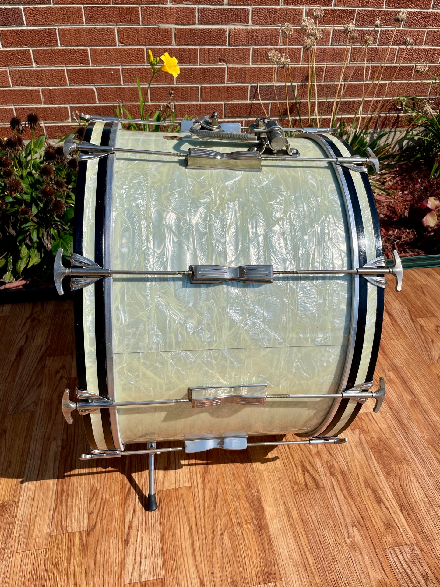 1960s Ludwig 14x22 Club Date Bass Drum Drum White Marine Pearl