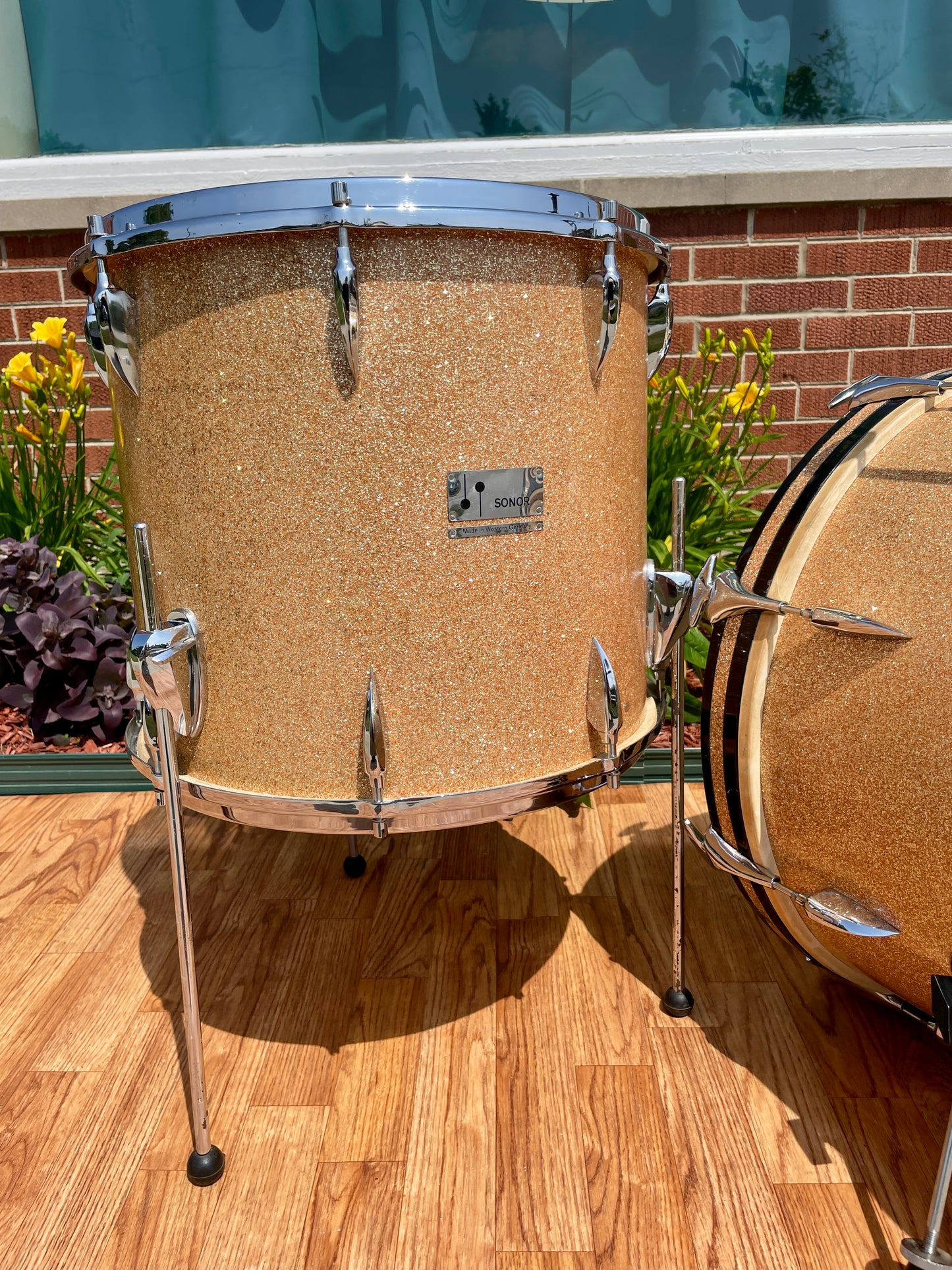 1960s Sonor Teardrop Drum Set Champagne Sparkle 20/13/16 w/ 4.5x14 Snare