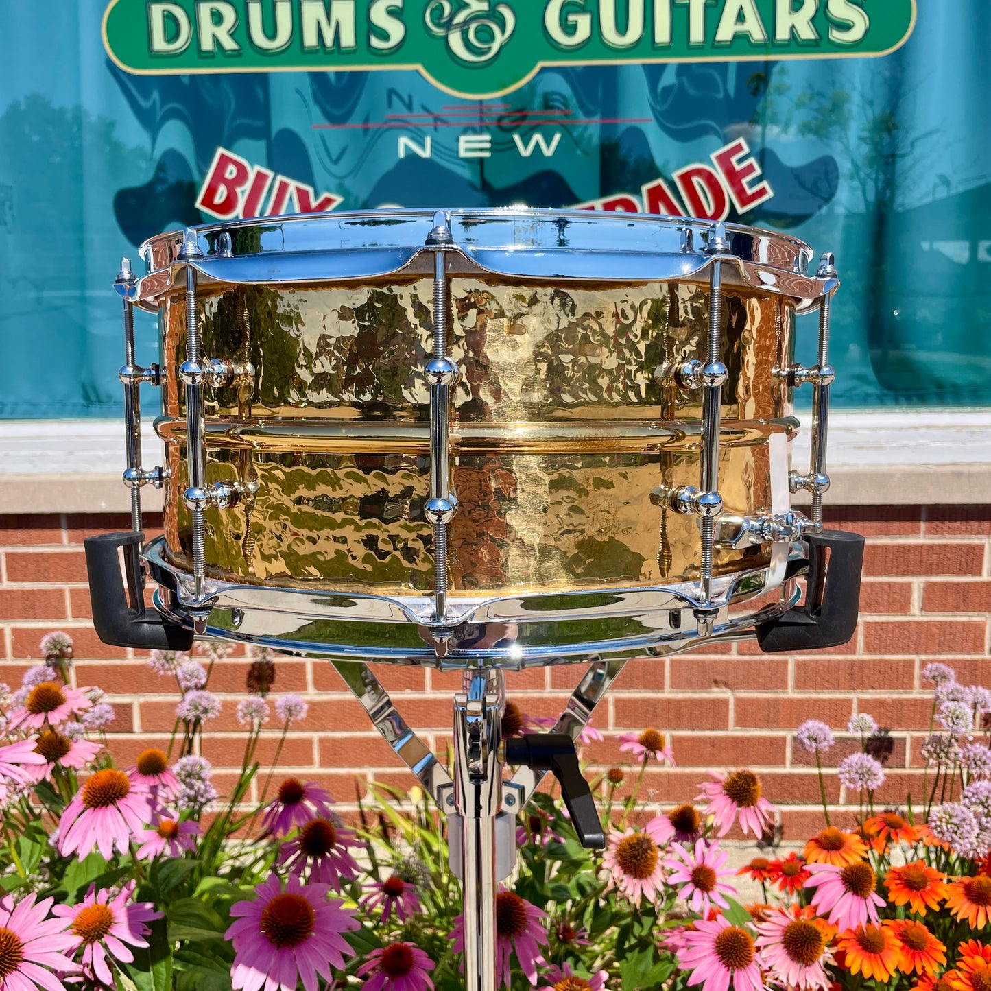 Ludwig Hammered Bronze Phonic 6.5x14 Snare Drum LB552KT