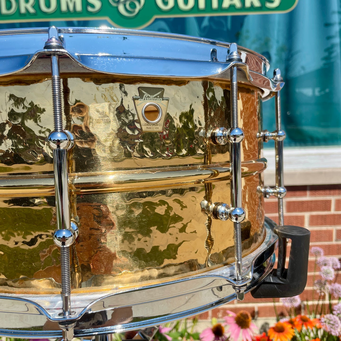 Ludwig Hammered Bronze Phonic 6.5x14 Snare Drum LB552KT