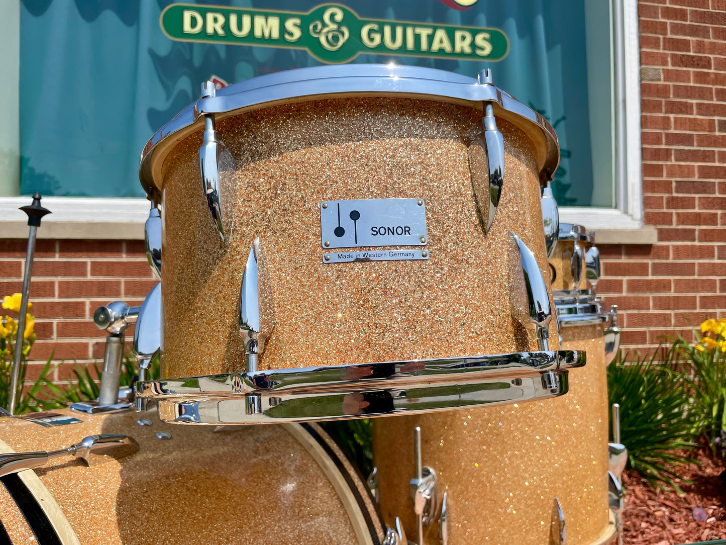 1960s Sonor Teardrop Drum Set Champagne Sparkle 20/13/16 w/ 4.5x14 Snare