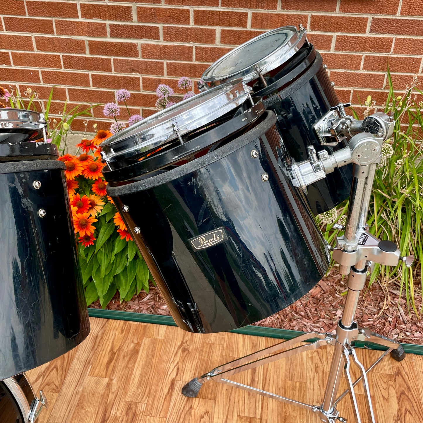 Vintage Pearl Vari-Pitch Drum Set Black 22/8/10/12/14/16