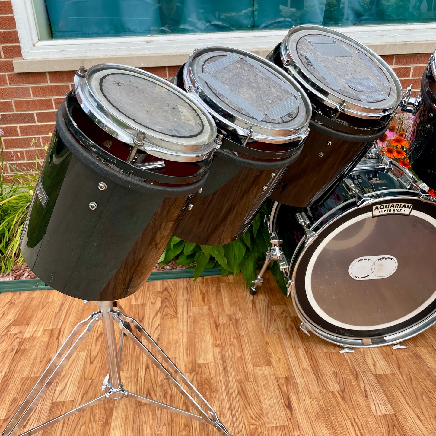 Vintage Pearl Vari-Pitch Drum Set Black 22/8/10/12/14/16