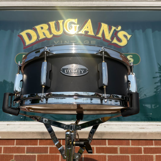 Pearl Modern Utility 5.5x14 Maple Snare Drum Satin Black MUS1455M227