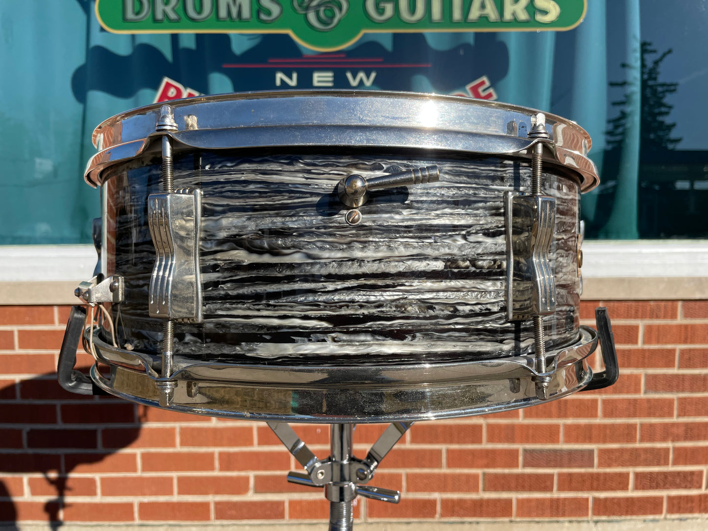 1965 Ludwig 5x14 No. 491 Pioneer Snare Drum Oyster Black Pearl Nickel