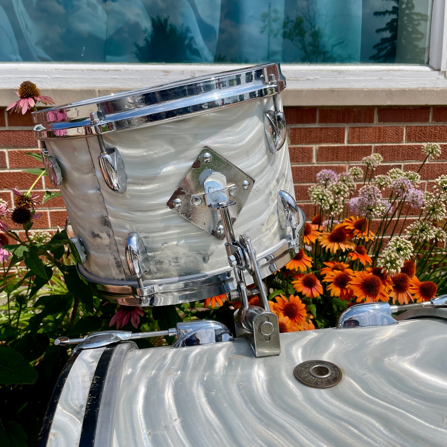 1960s Gretsch Progressive Jazz Drum Set Silver (White) Satin Flame 20/12/14 w/ Snare