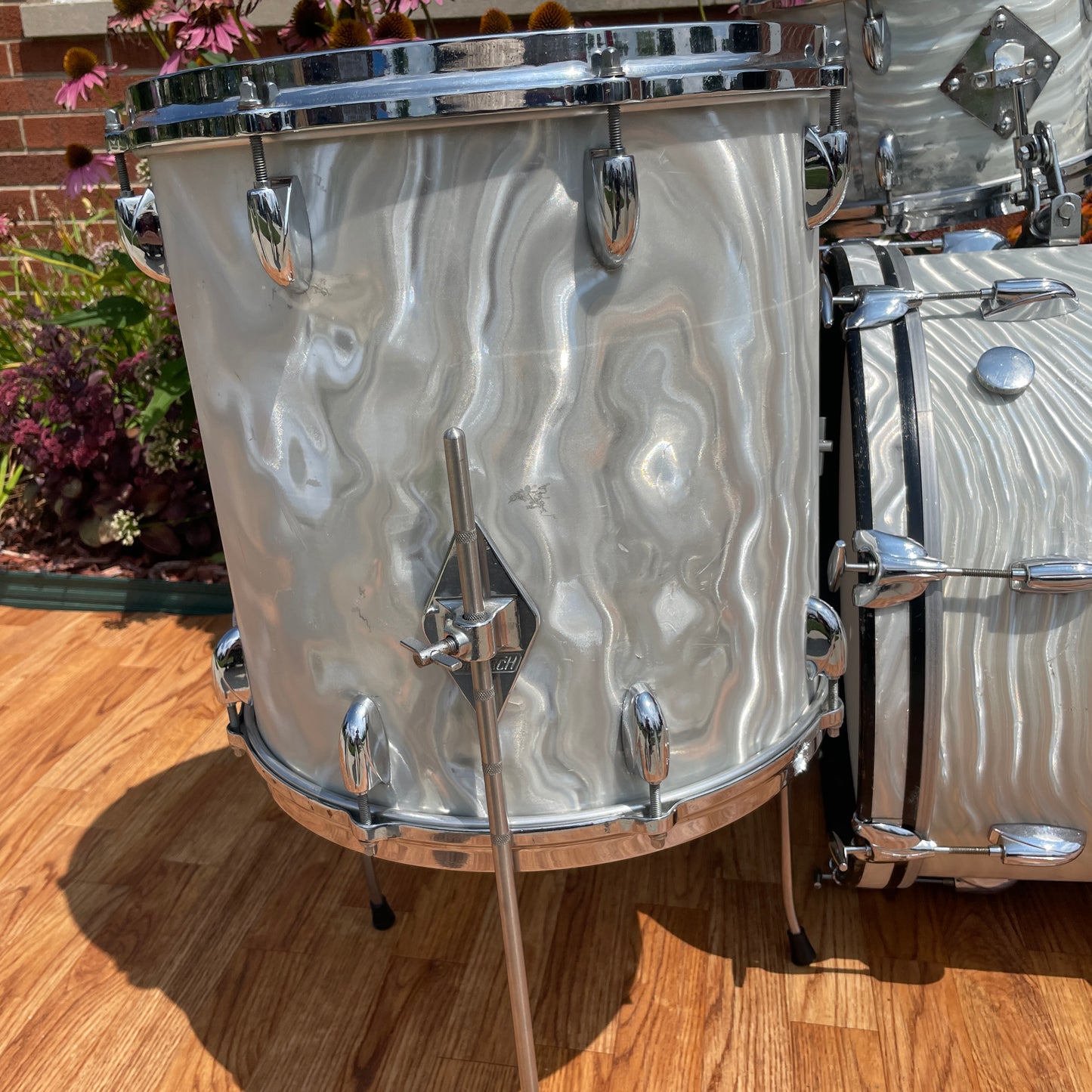1960s Gretsch Progressive Jazz Drum Set Silver (White) Satin Flame 20/12/14