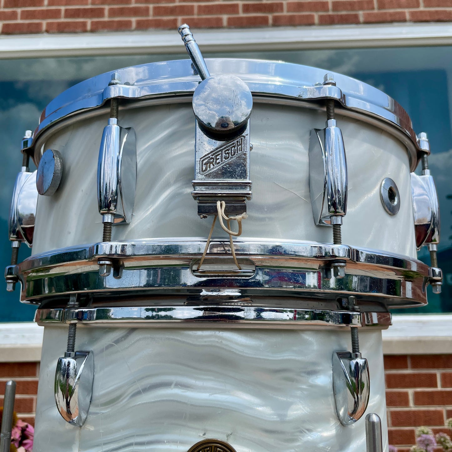 1960s Gretsch Progressive Jazz Drum Set Silver (White) Satin Flame 20/12/14 w/ Snare