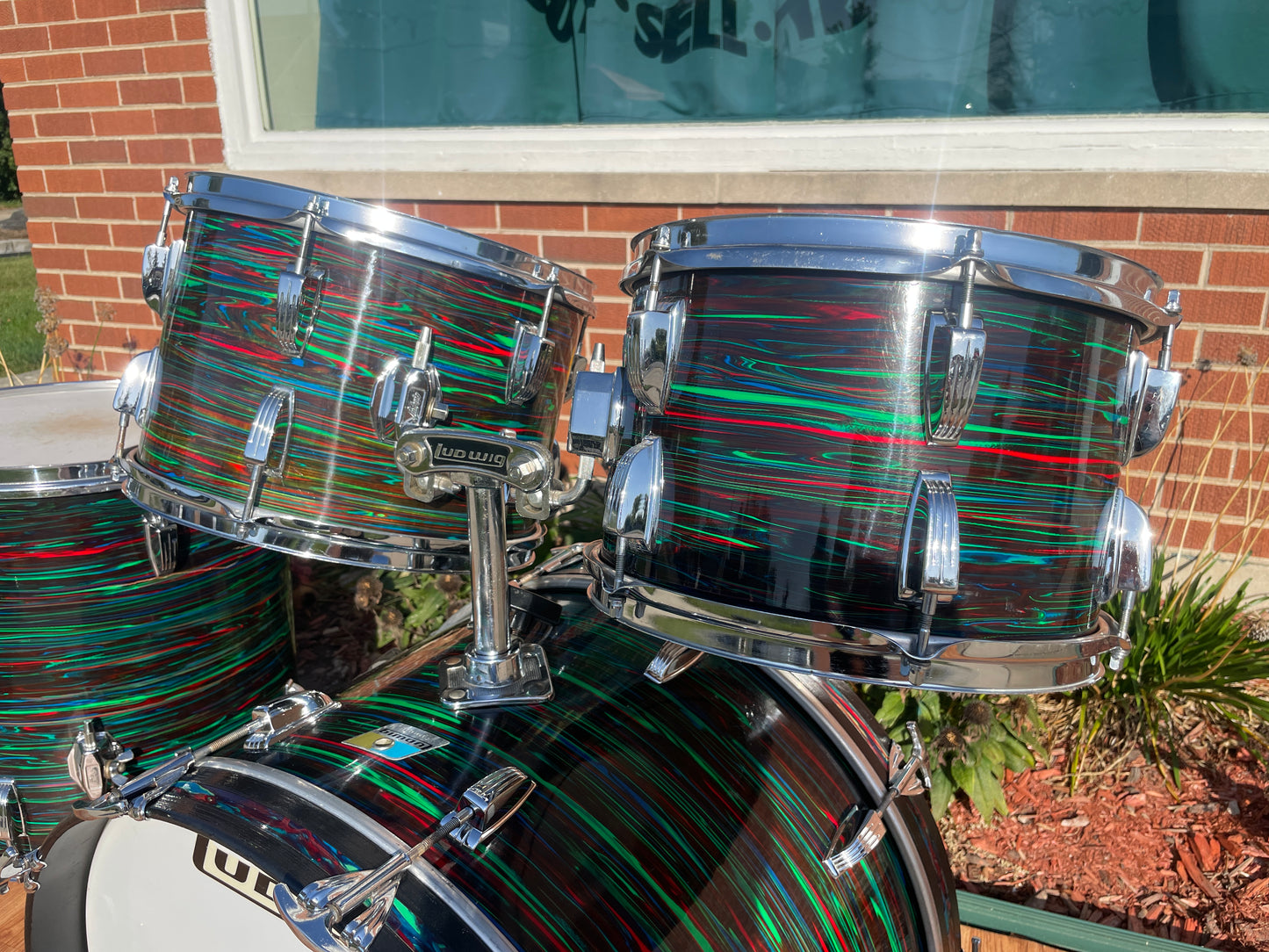 1970s Ludwig Big Beat Drum Set Psychedelic Red 22/12/13/16