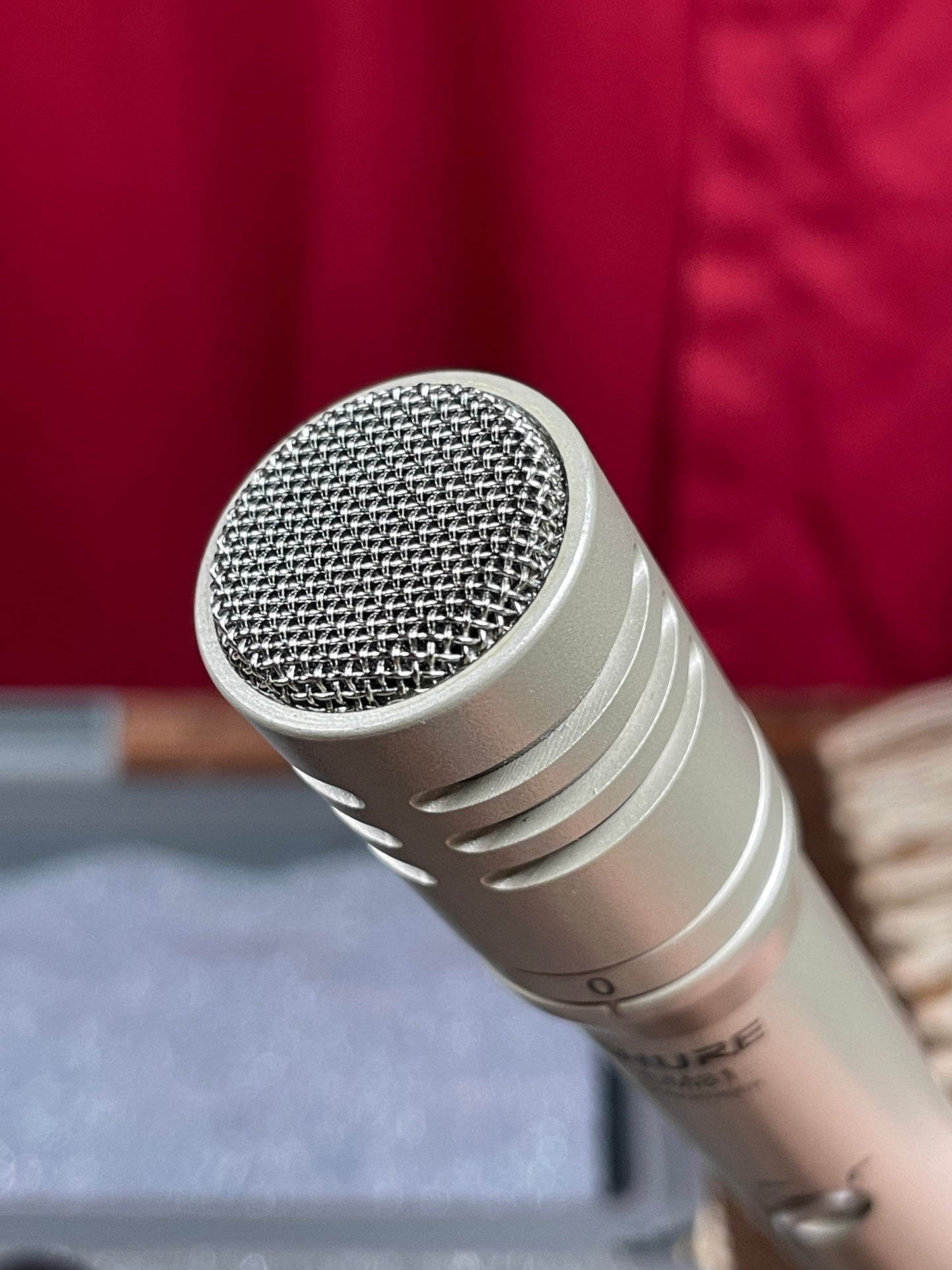 Shure SM81 Small Diaphragm Condenser Microphone w/ Case #2